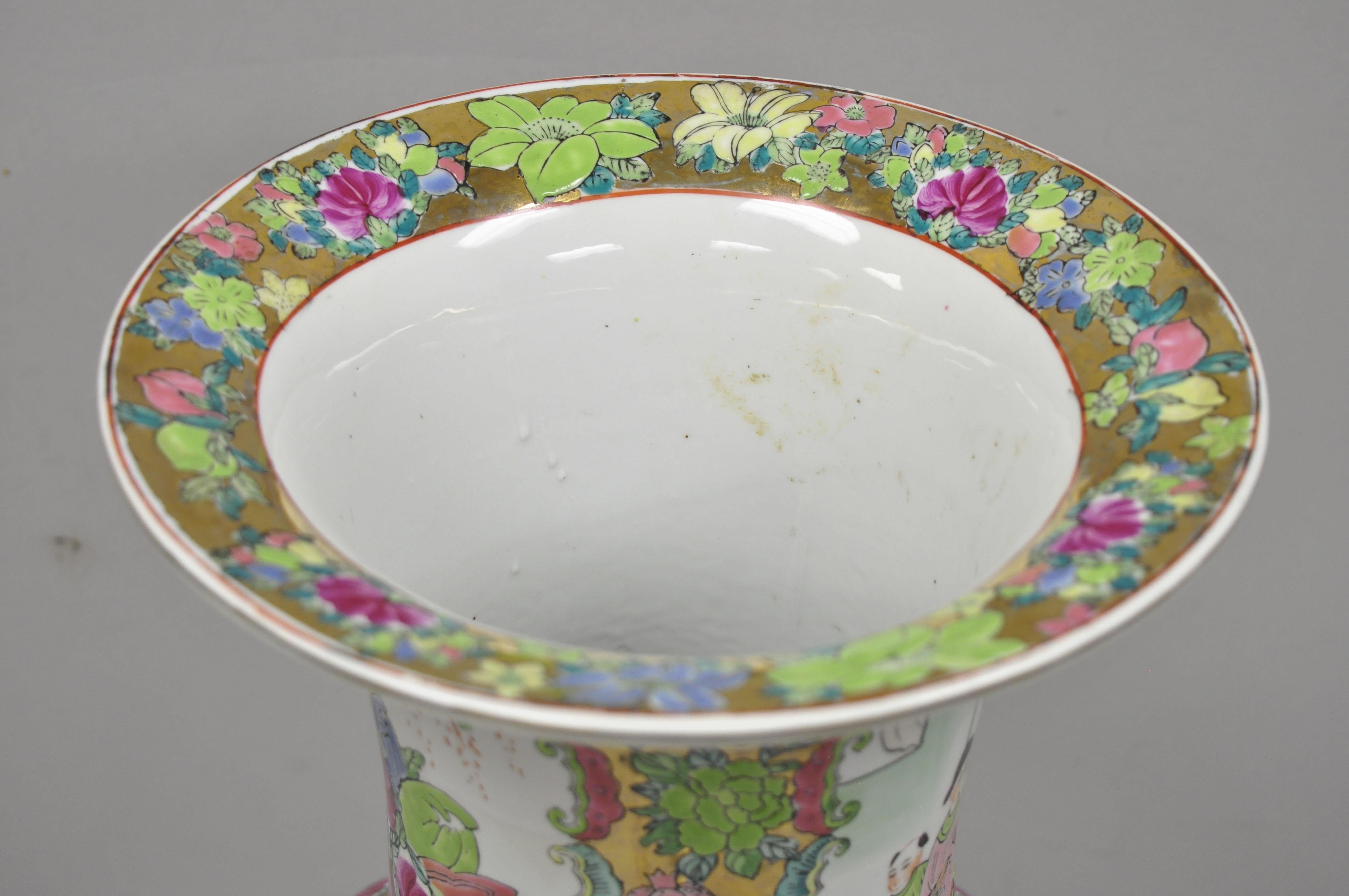 Antique 32 034 chinois Famille Rose Porcelaine Urne Vase Vessel Temple Jar on B en vente 2