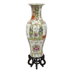 Antico 32 034 cinese Famille Rose Porcelain Urn Vase Vessel Temple Jar on B. A. B.