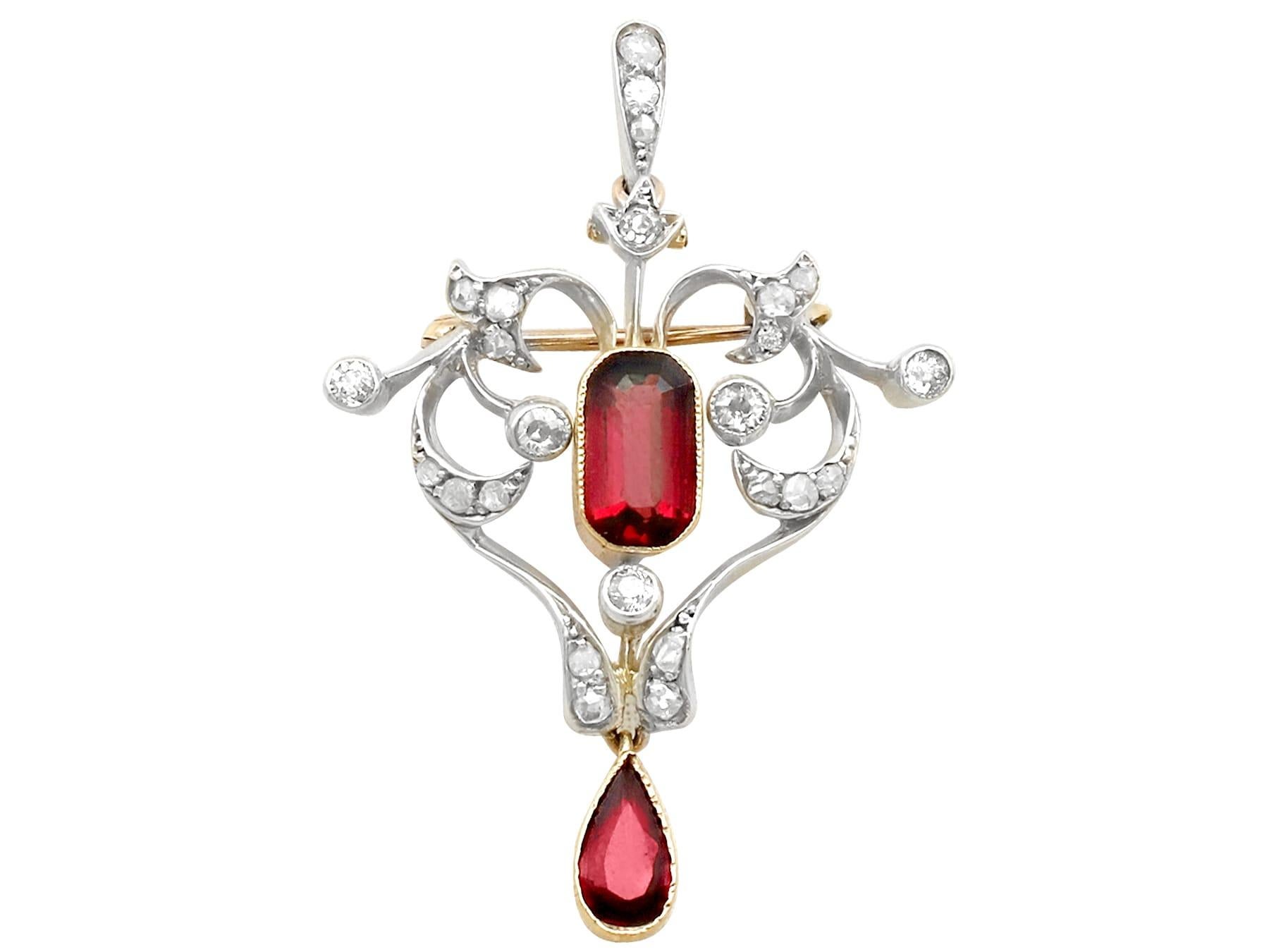 Pear Cut Antique 3.22 Carat Garnet and Diamond Yellow Gold Pendant / Brooch Circa 1900 For Sale