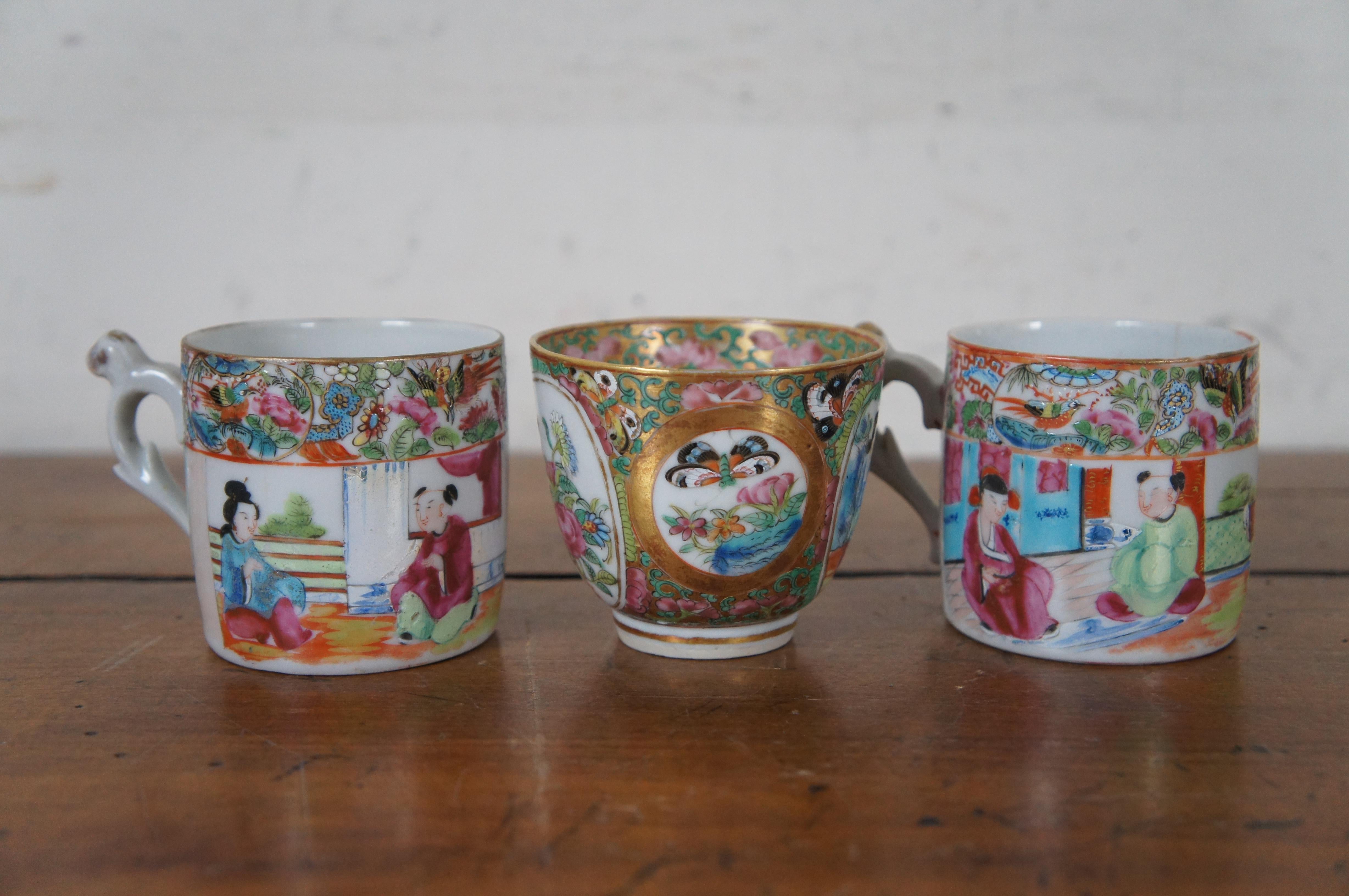 XIXe siècle Porcelaine chinoise ancienne de 32 pièces d'exportation du 19ème siècle de la famille rose mandarine  en vente