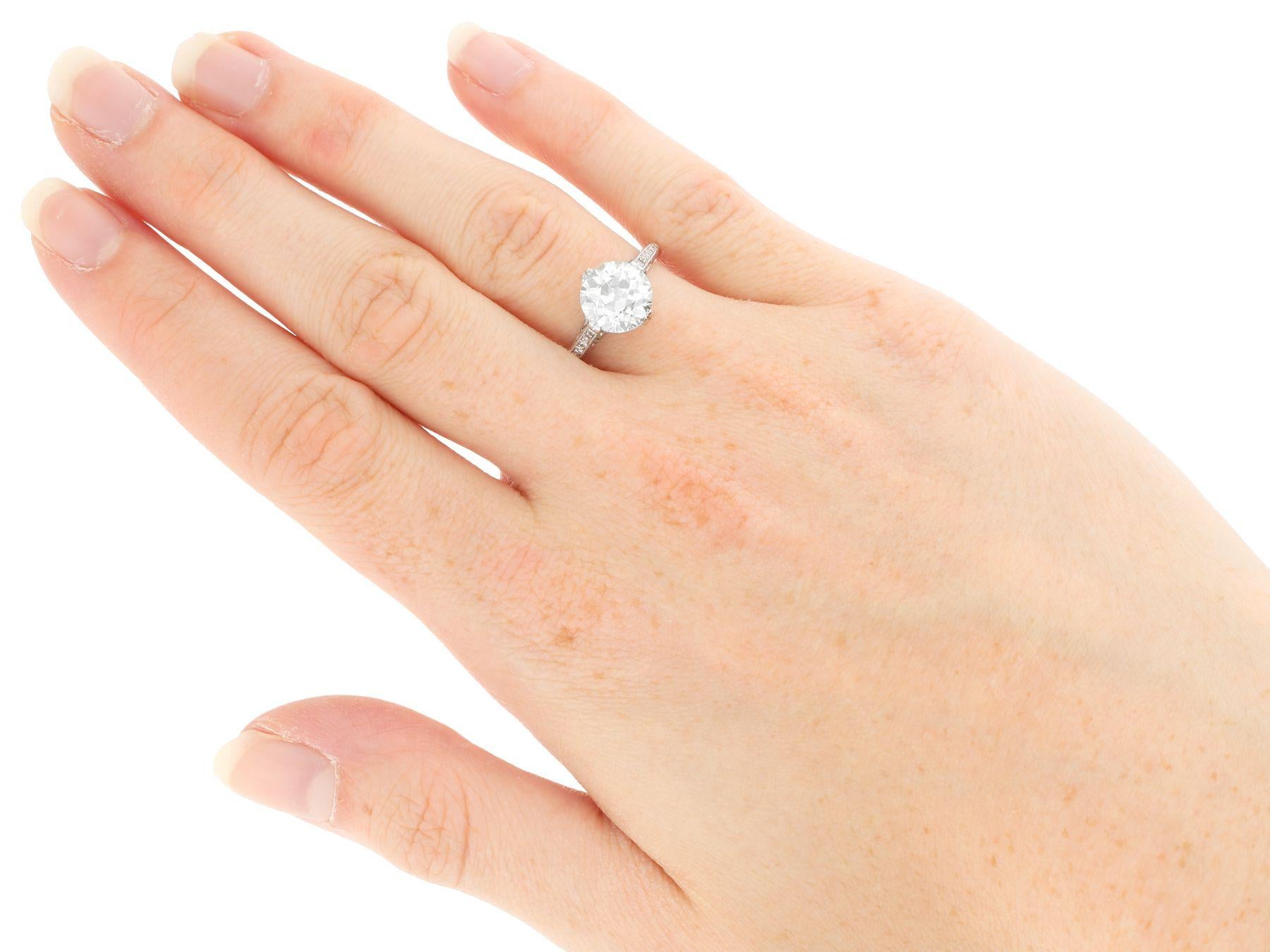 Antique 3.31 Carat Diamond and Platinum Solitaire Engagement Ring For Sale 1