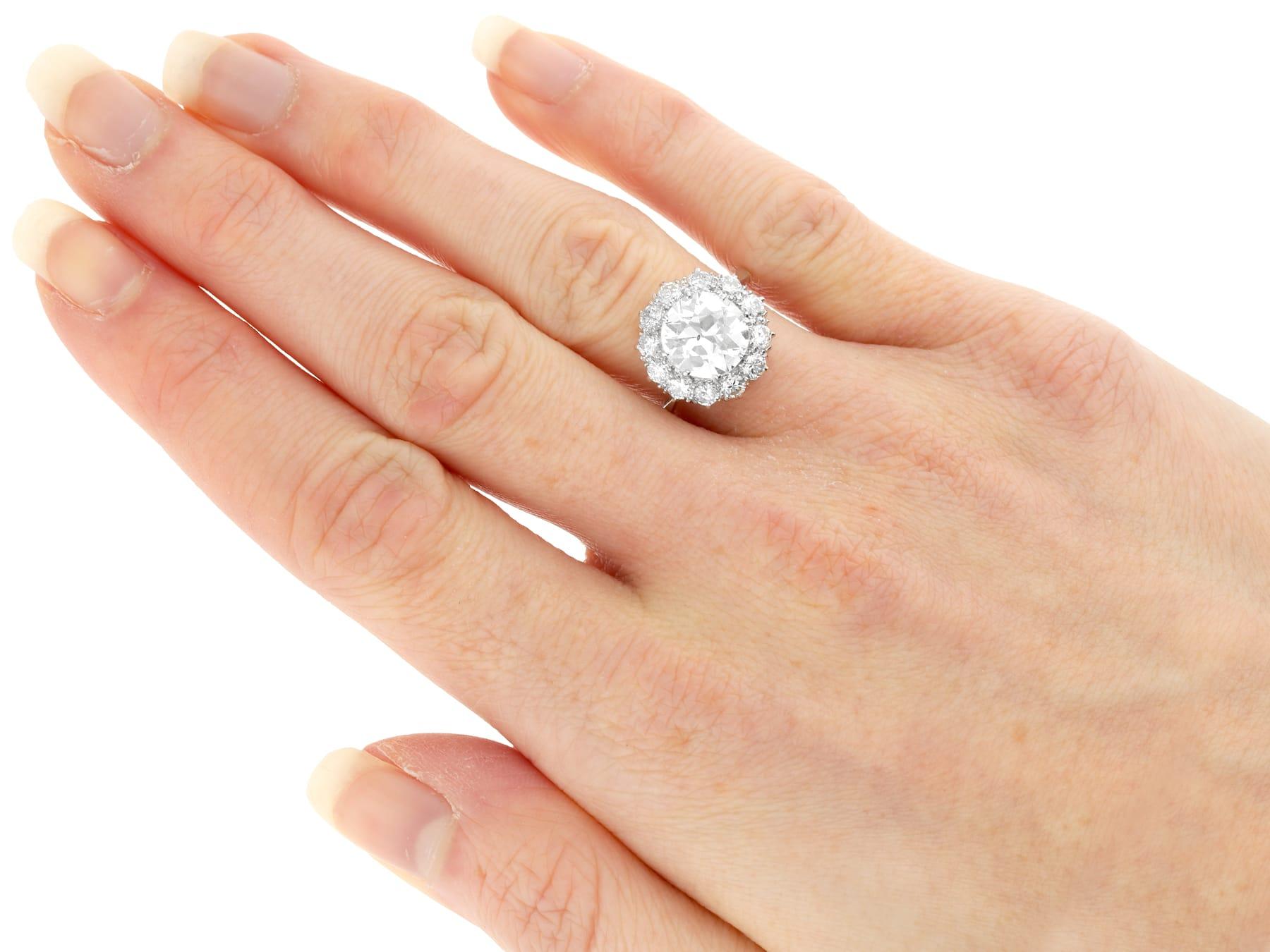 Antique 3.42 carat Diamond and Platinum Cluster Engagement Ring For Sale 2
