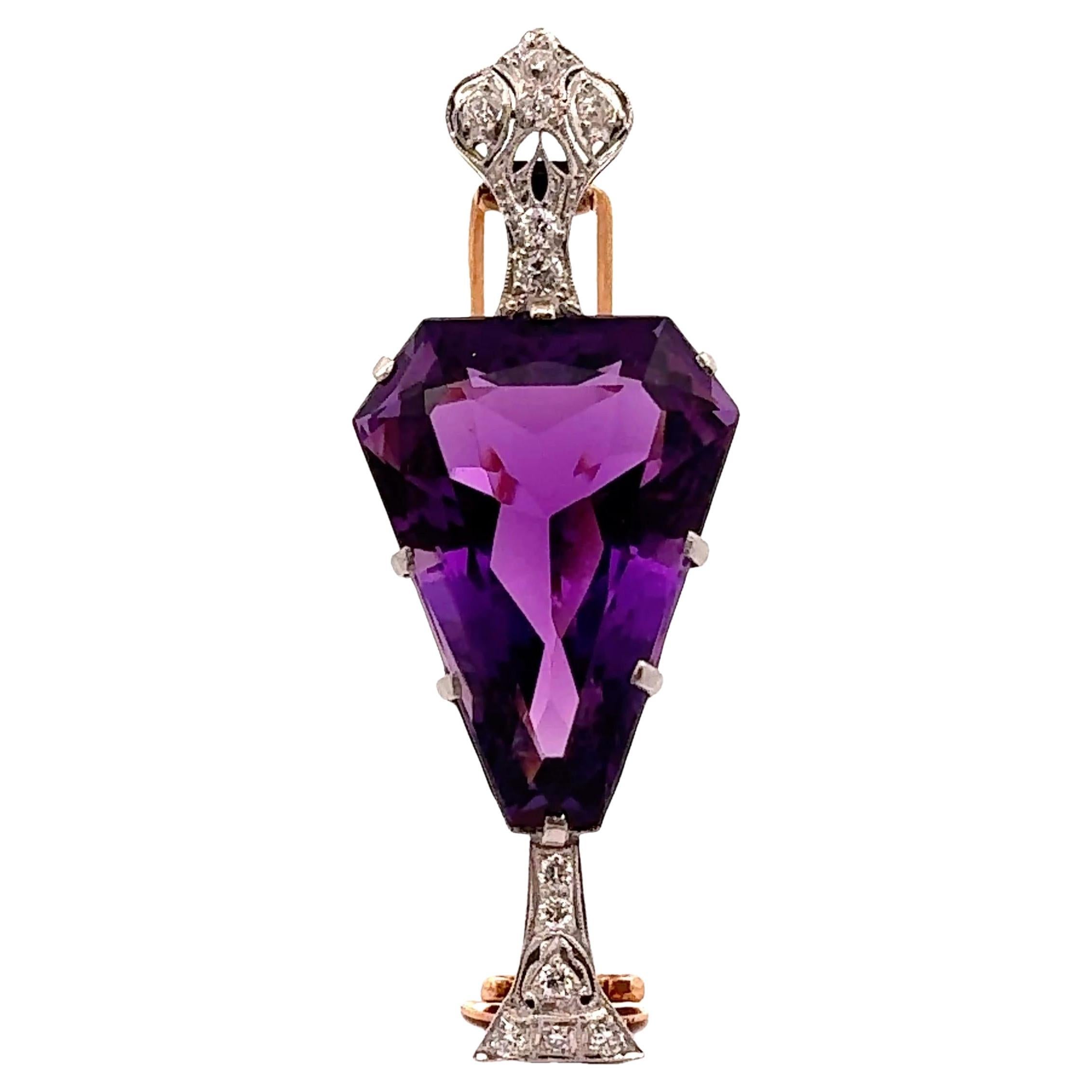 Antiguo broche de diamantes amatista de 35,00 quilates en platino y oro amarillo de 14 quilates en venta