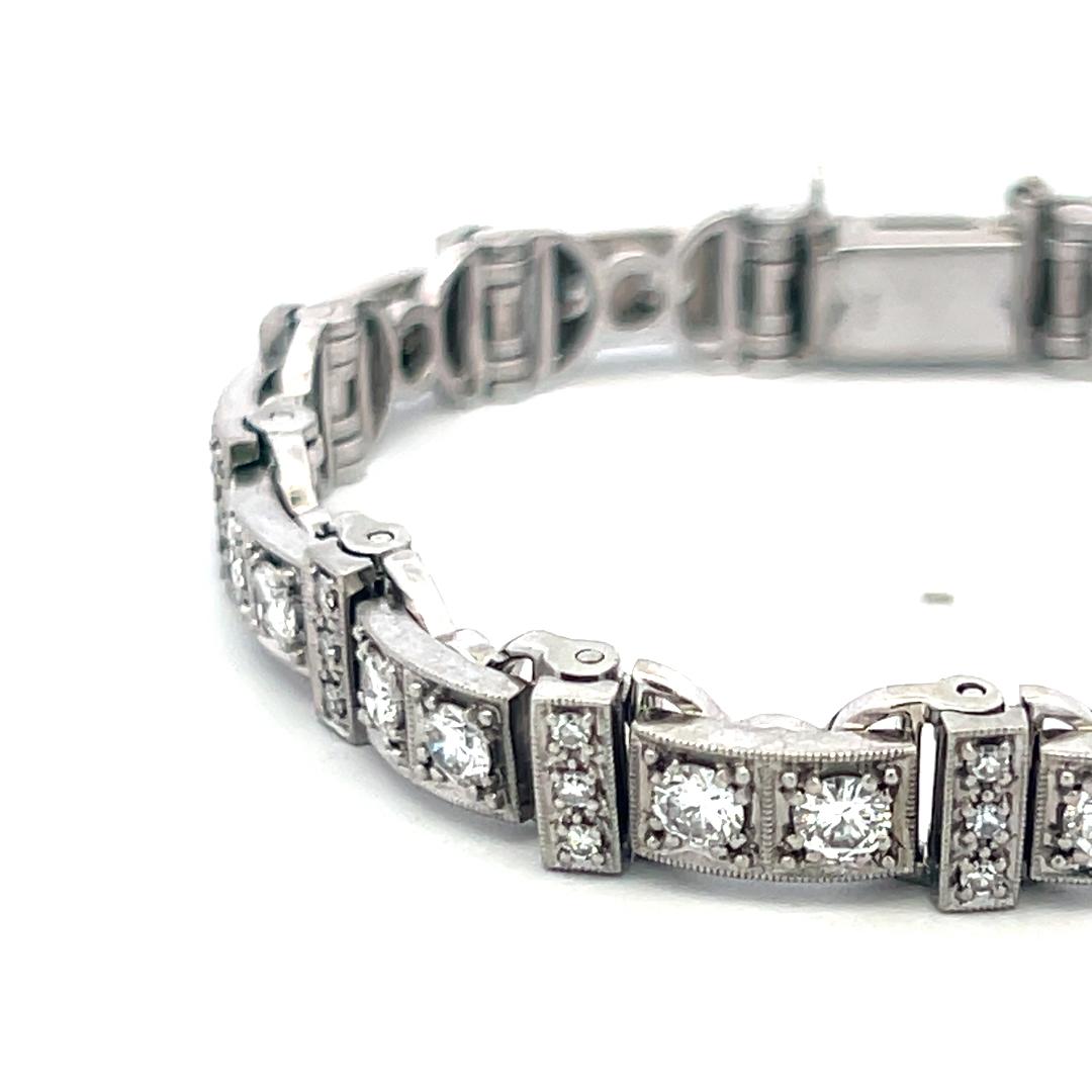 Antikes 3,50ct rundes Brillant-Diamant-Tennisarmband in 18K Weißgold (H VS) im Angebot 3