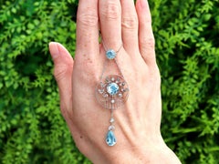 Antique 3.55 Carat Aquamarine 0.30 Carat Diamond 18k Yellow Gold Pendant