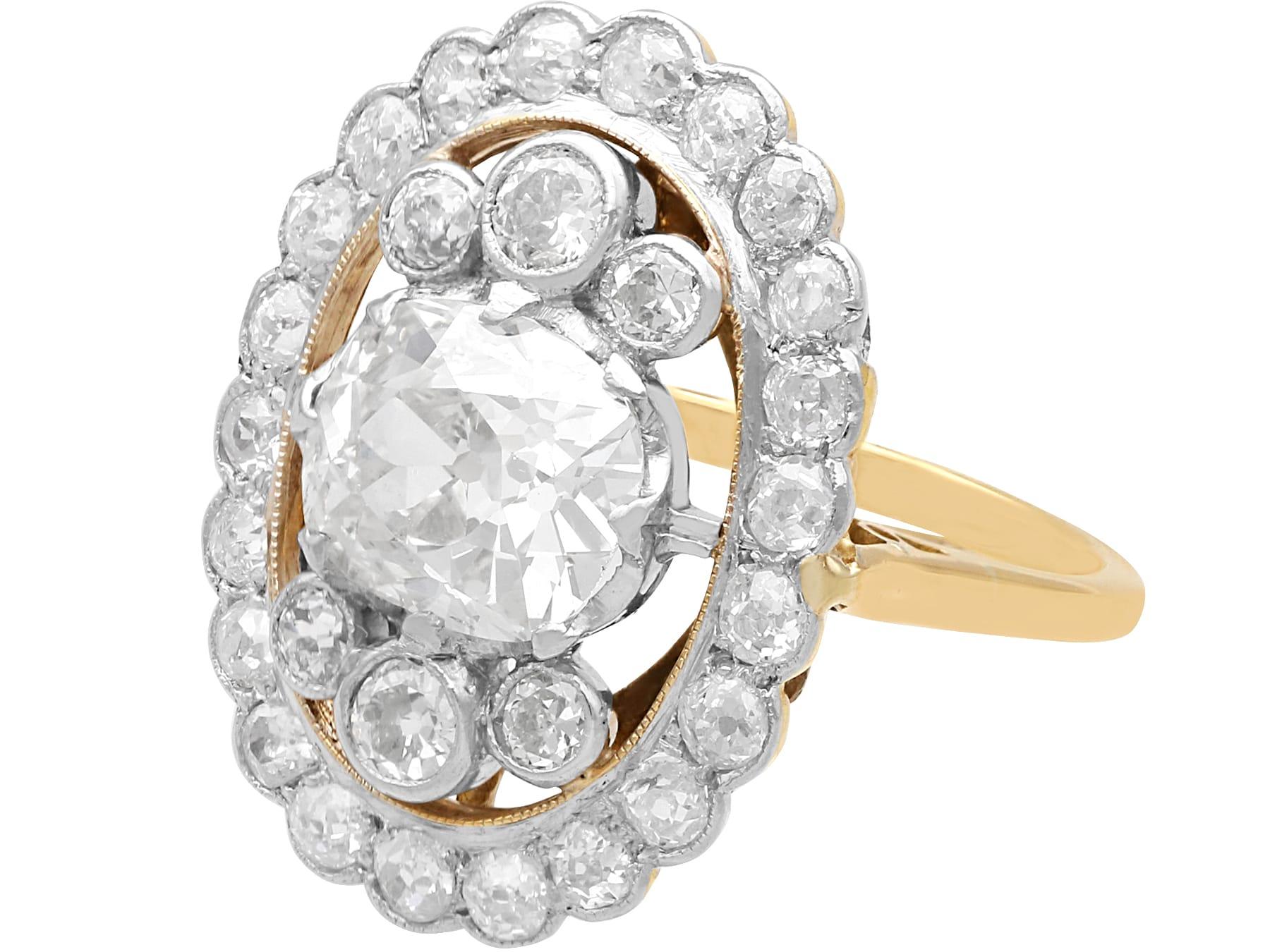 Round Cut Antique 3.98Ct Diamond and 18k Yellow Gold Cluster Ring Circa 1925 For Sale