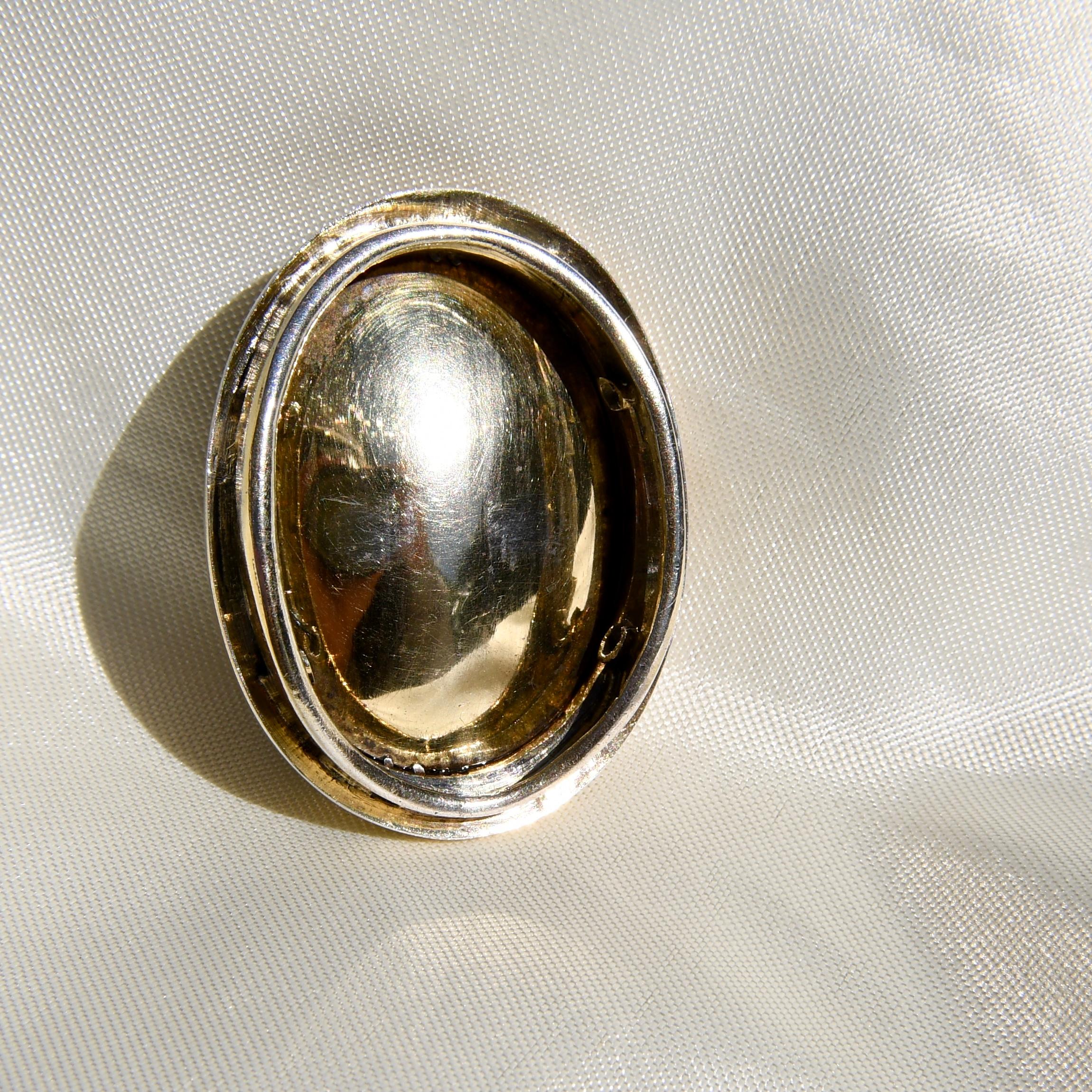 Women's Antique 4.00 ct old mine cut diamond Giardinetto brooch pendant with Guilloche  For Sale