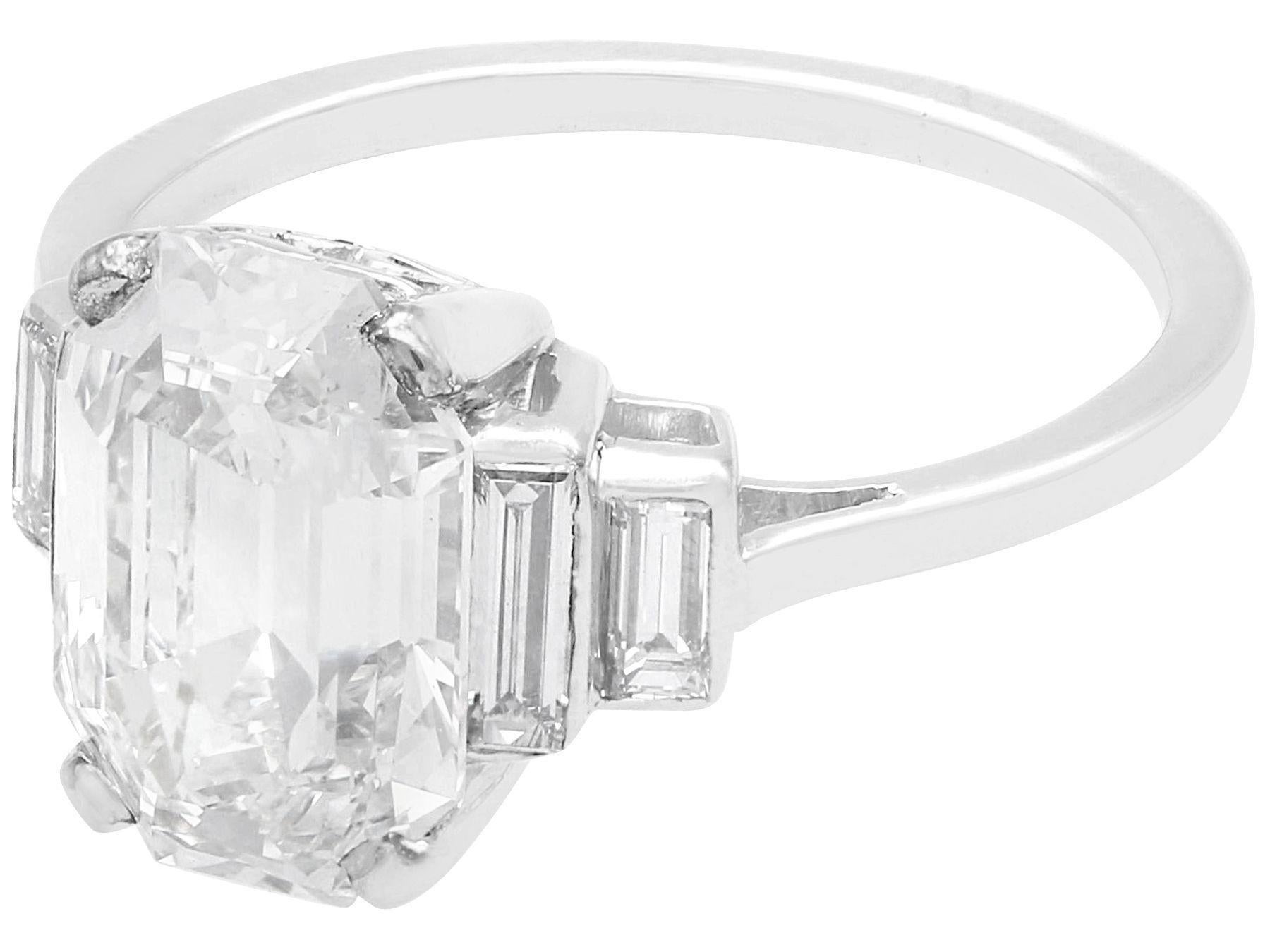 Art Deco 4.02 Carat Diamond and Platinum Solitaire Ring For Sale 4