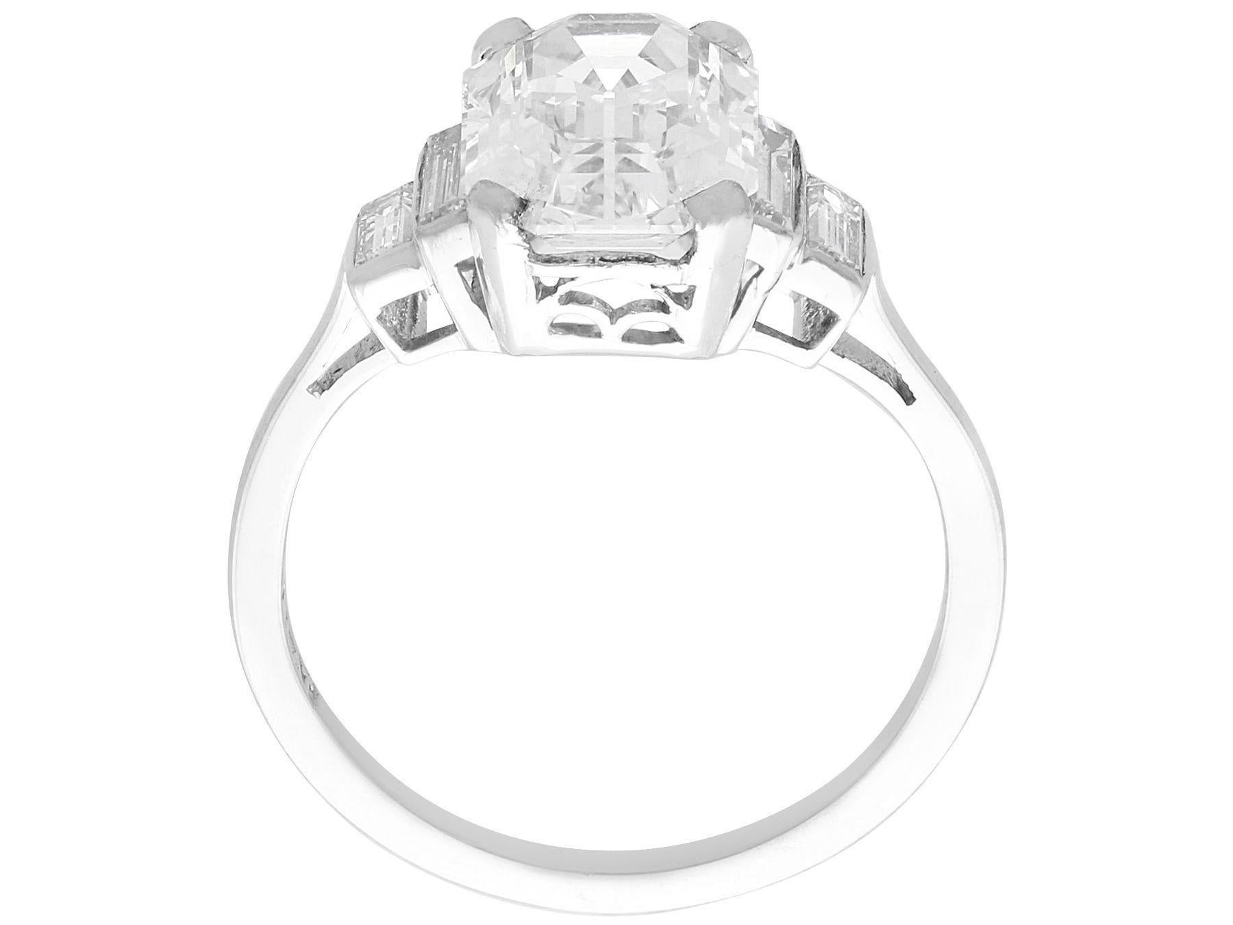 Art Deco 4.02 Carat Diamond and Platinum Solitaire Ring For Sale 6