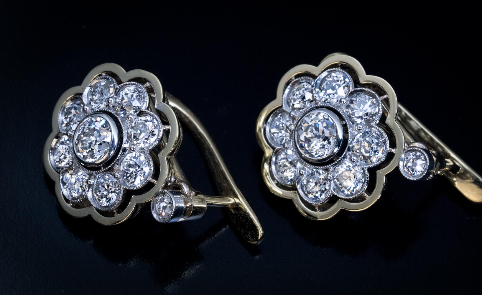 Art Deco Antique 4.10 Ct Diamond Platinum Gold Earrings For Sale
