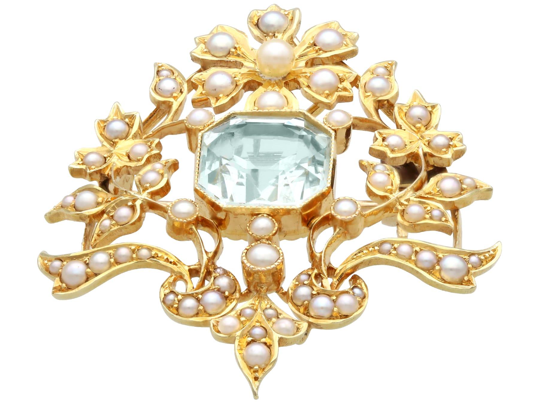 Women's or Men's Antique 4.10Ct Aquamarine and Seed Pearl 15k Yellow Gold Pendant / Brooch  For Sale