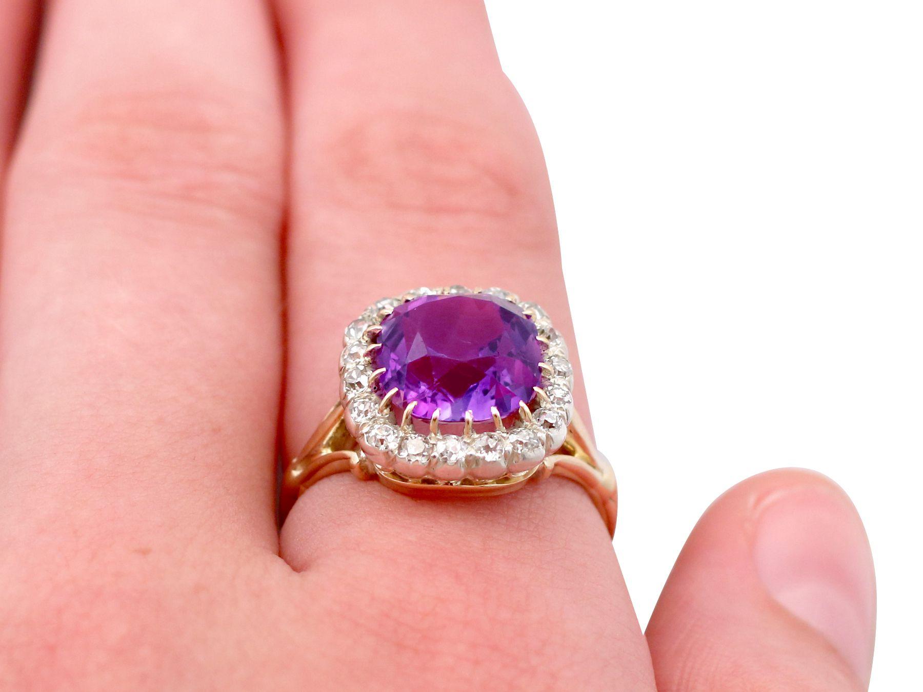 Women's or Men's Antique 4.20 Carat Amethyst and Diamond Yellow Gold Cocktail Ring For Sale