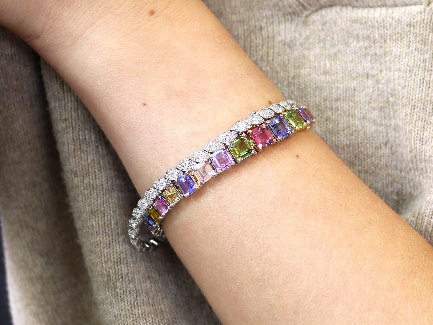Antique 4.20Ct Diamond and Platinum Bracelet Circa 1915 In Excellent Condition For Sale In Jesmond, Newcastle Upon Tyne