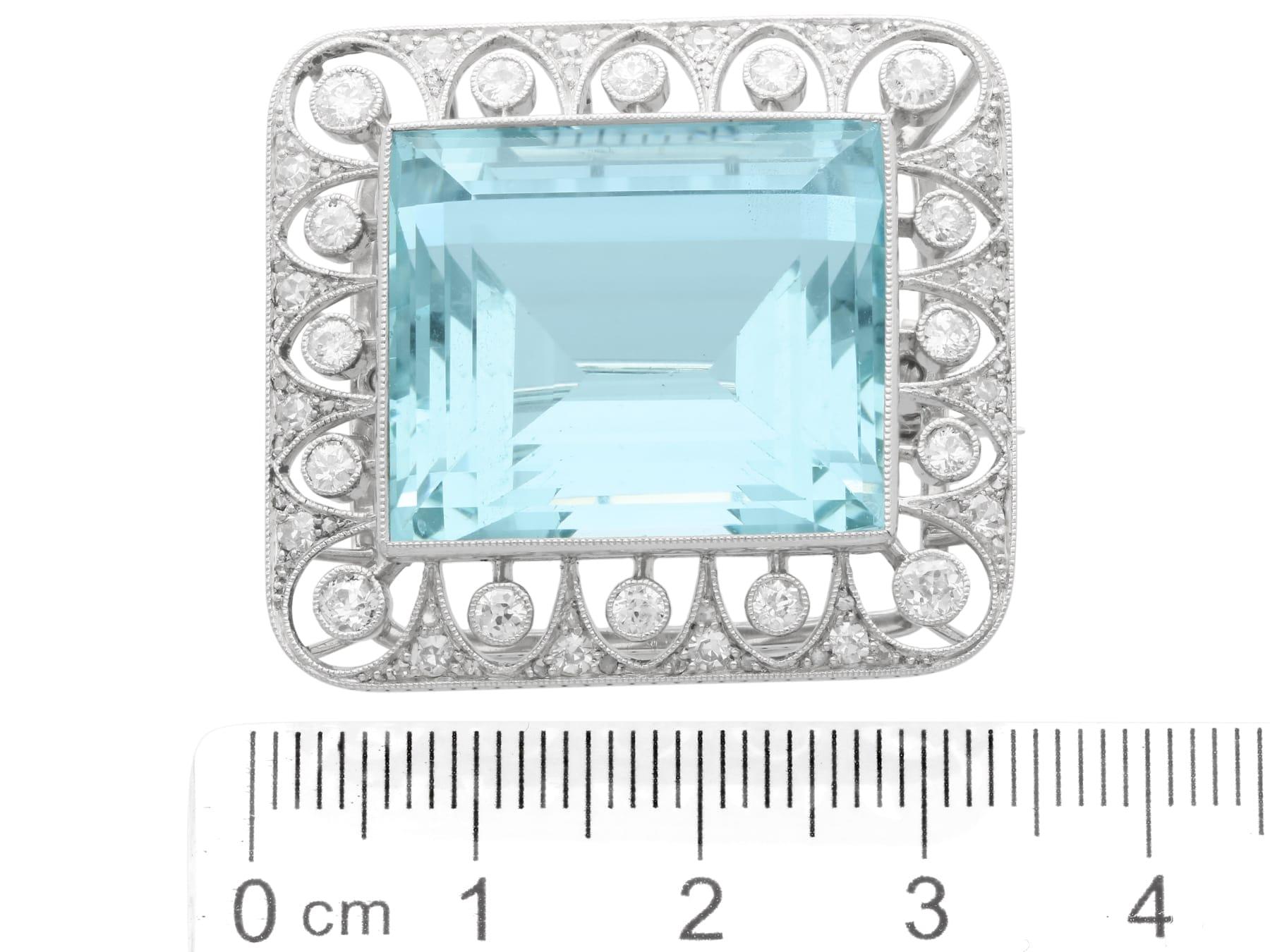 Antique 42.24Ct Aquamarine, 1.62Ct Diamond and Platinum Brooch / Pendant For Sale 4