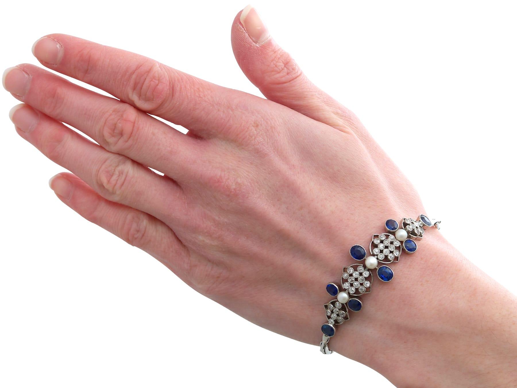 Bracelet en platine avec saphirs de 4,23 carats, diamants de 1,51 carat et perles, c. 1935 en vente 7