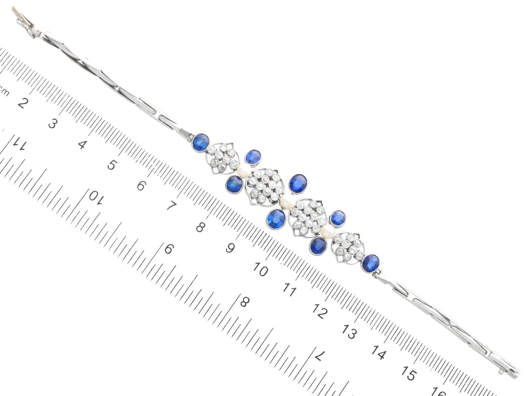 Bracelet en platine avec saphirs de 4,23 carats, diamants de 1,51 carat et perles, c. 1935 en vente 2
