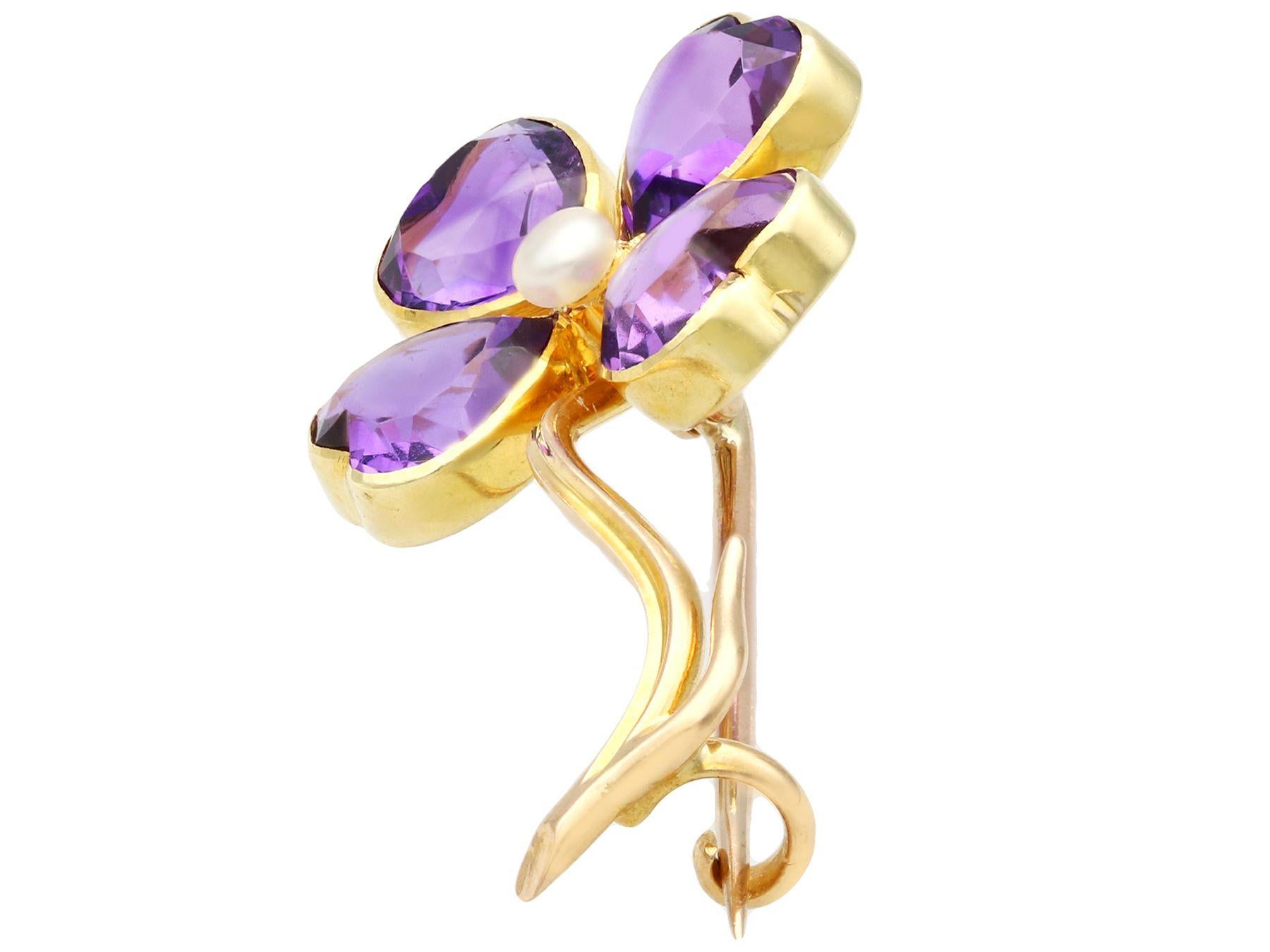 Heart Cut Antique 4.25 Carat Amethyst and Pearl 15k Yellow Gold Four-Leaf Clover Brooch For Sale