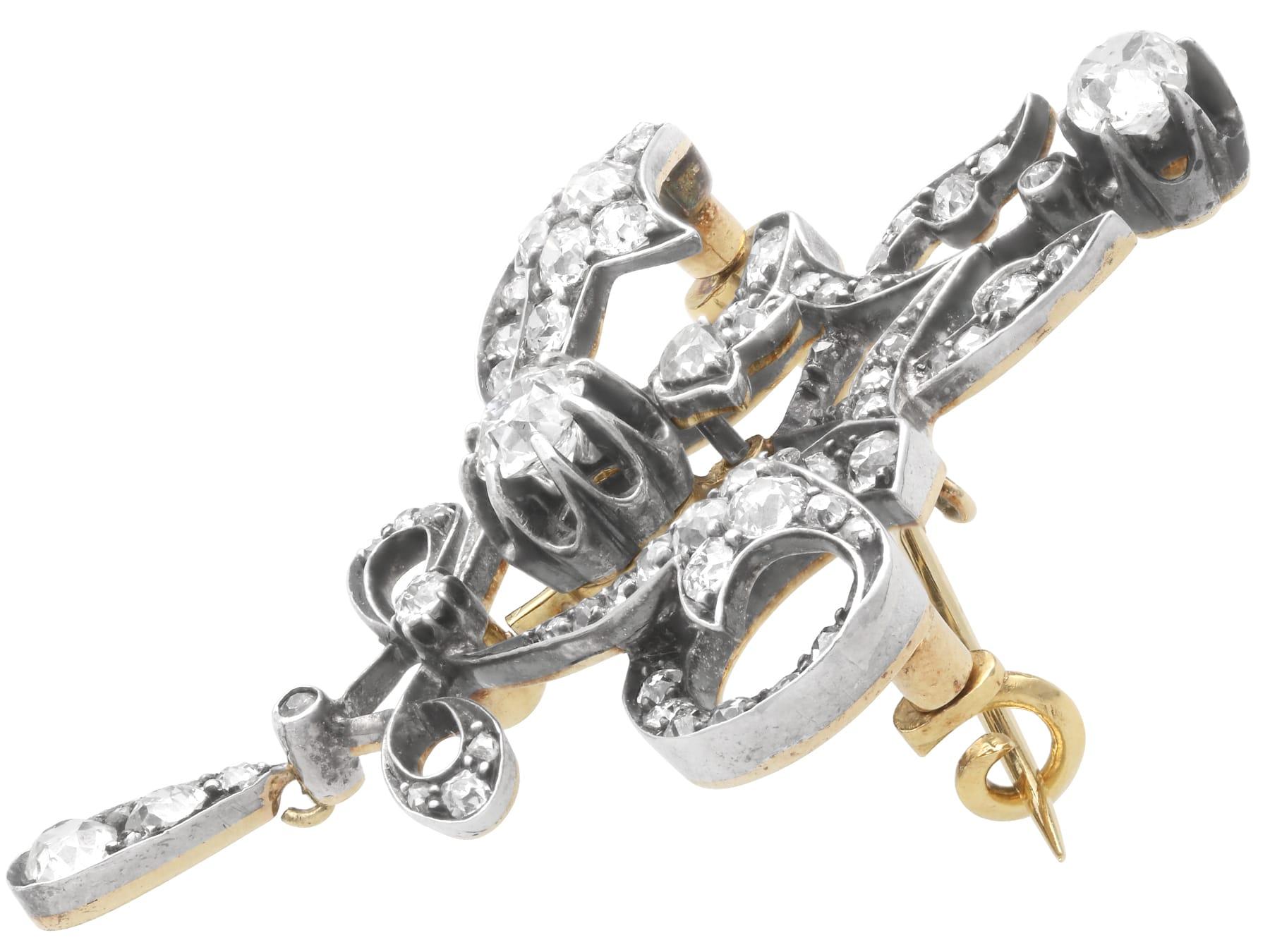 da uomo o donna Antico ciondolo/spilla in oro giallo 15k e diamanti da 4,27 carati Circa 1910 in vendita