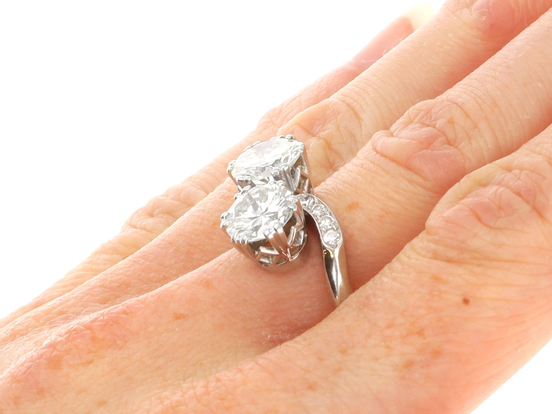 Antico anello a tortiglione in platino e diamanti da 4,27 carati Circa 1930 in vendita 6