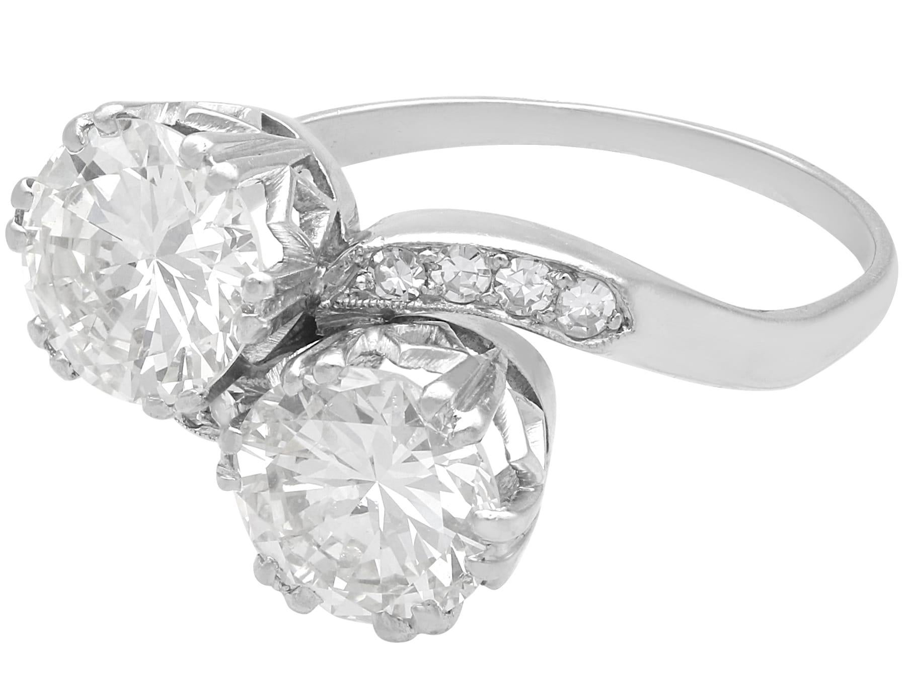 Antico anello a tortiglione in platino e diamanti da 4,27 carati Circa 1930 in vendita 2