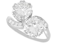 Ancienne bague torsadée en platine et diamant de 4,27 carats Circa 1930