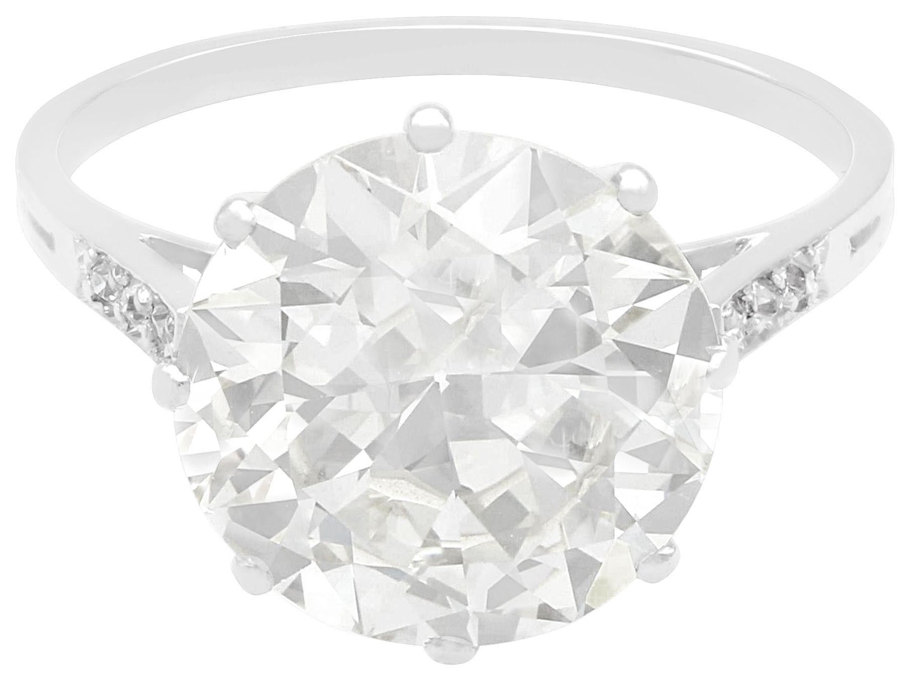 Round Cut Antique 4.33 Carat Diamond and Platinum Solitaire Engagement Ring For Sale
