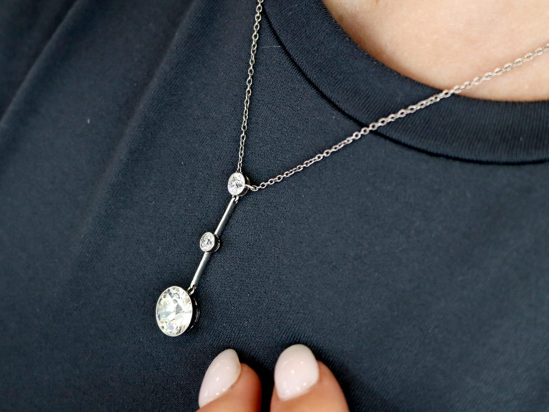 Antique 4.48 Carat Diamond and Platinum Necklace, circa 1920 In Excellent Condition For Sale In Jesmond, Newcastle Upon Tyne