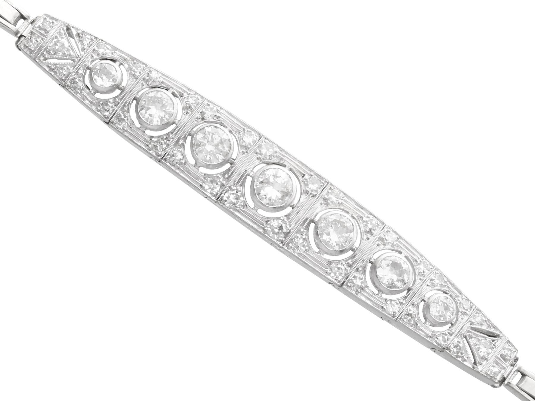 Women's or Men's Antique 4.51 Carat Diamond, 18k White Gold and Platinum Bracelet Circa 1930 For Sale
