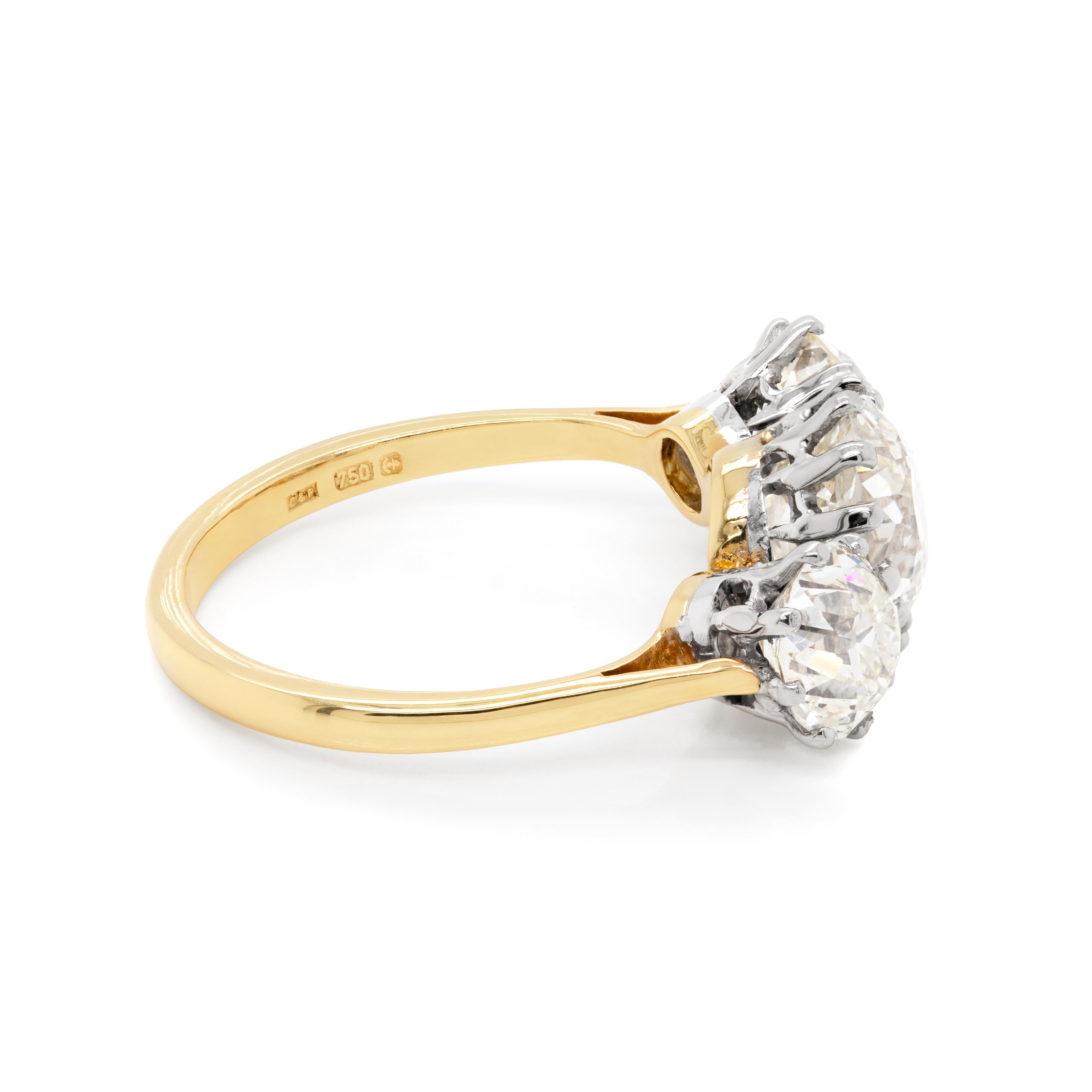 Late Victorian Antique 4.61 Carat Old Cut Diamond Three-Stone 18 Carat Gold Engagement Ring For Sale