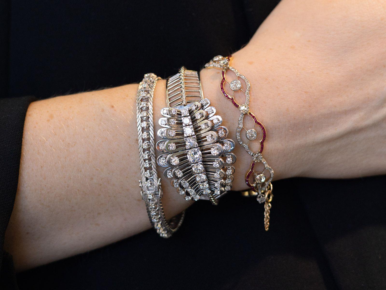 da uomo o donna Antico bracciale in oro bianco e diamanti da 4,87 carati, 1930 circa in vendita