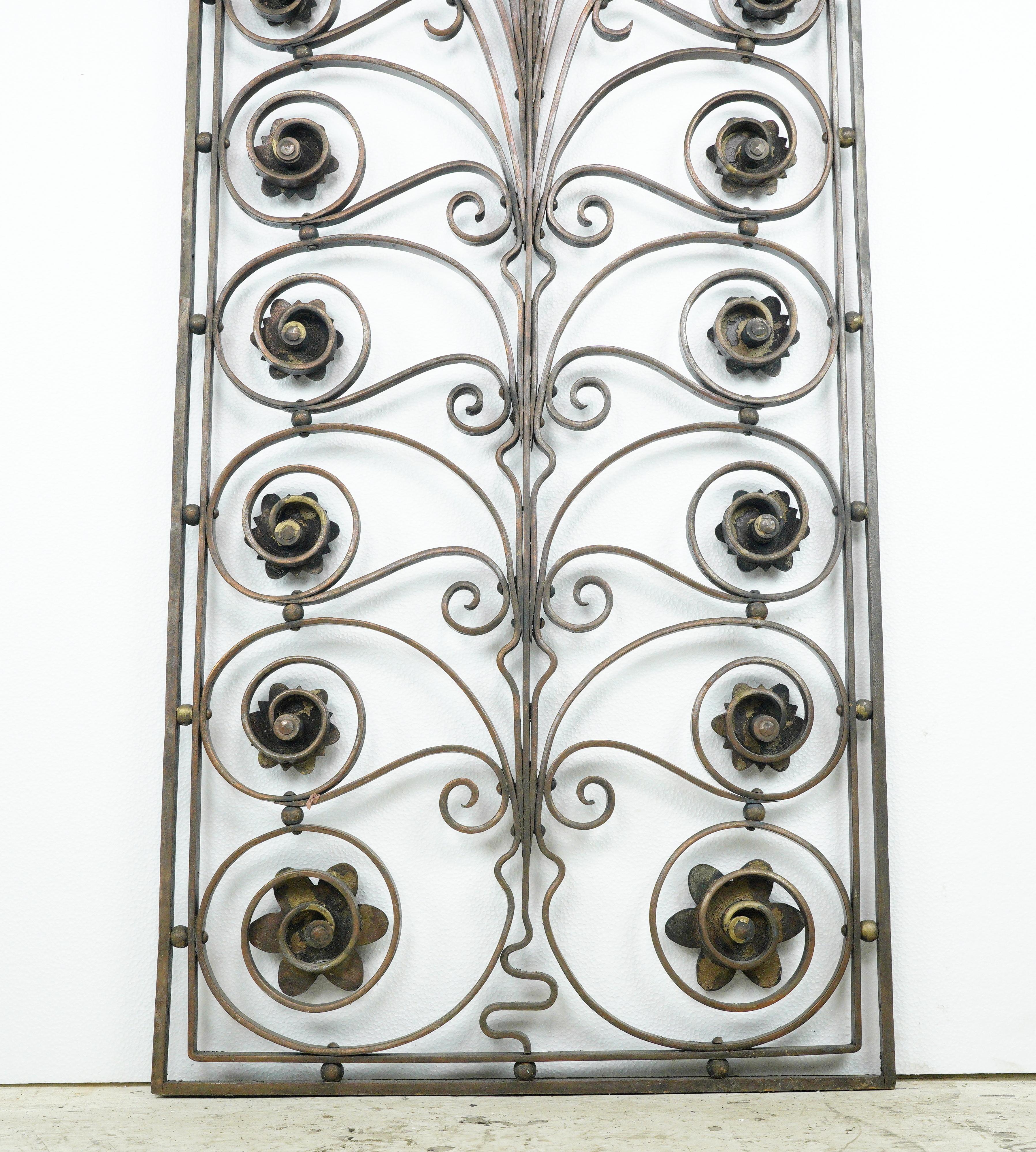 Antique 49 in. Swirls Foliate Wrought Iron Window Guard For Sale 5