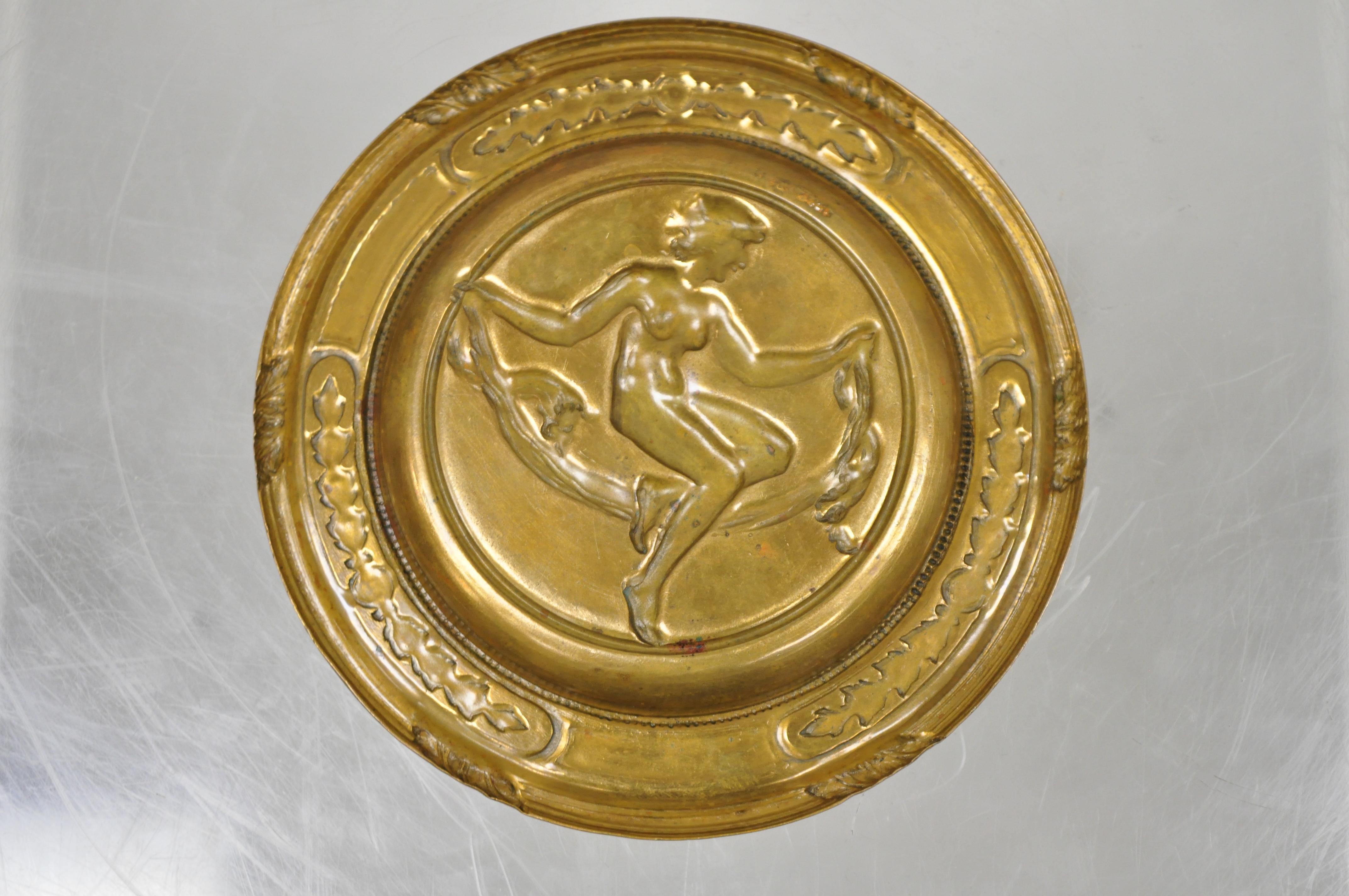 Antique Bronze Neoclassical Art Nouveau Round Dish with Nude Female Maiden For Sale 3