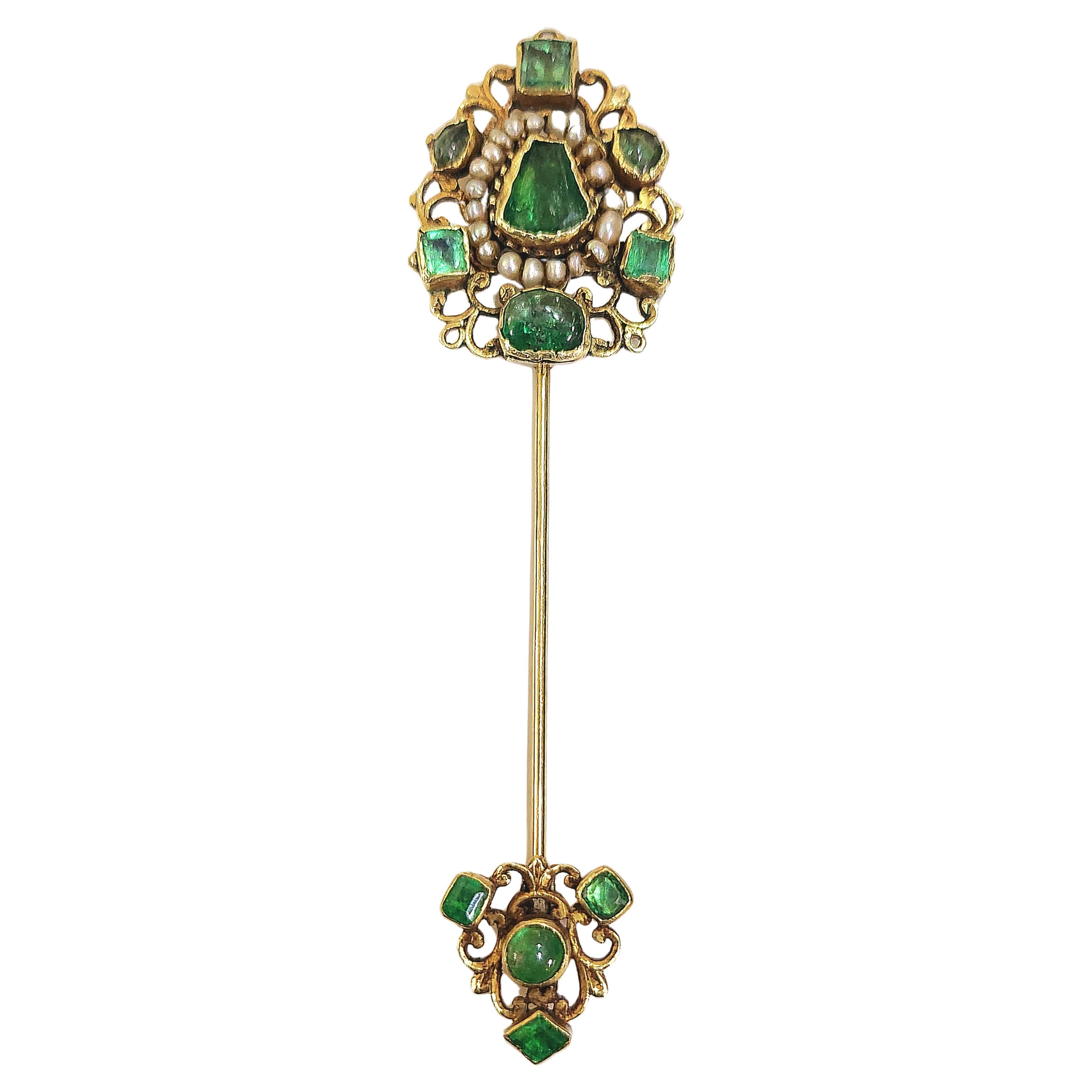 Women's Antique 5 Carat Emerald Gold Brooch Pin For Sale