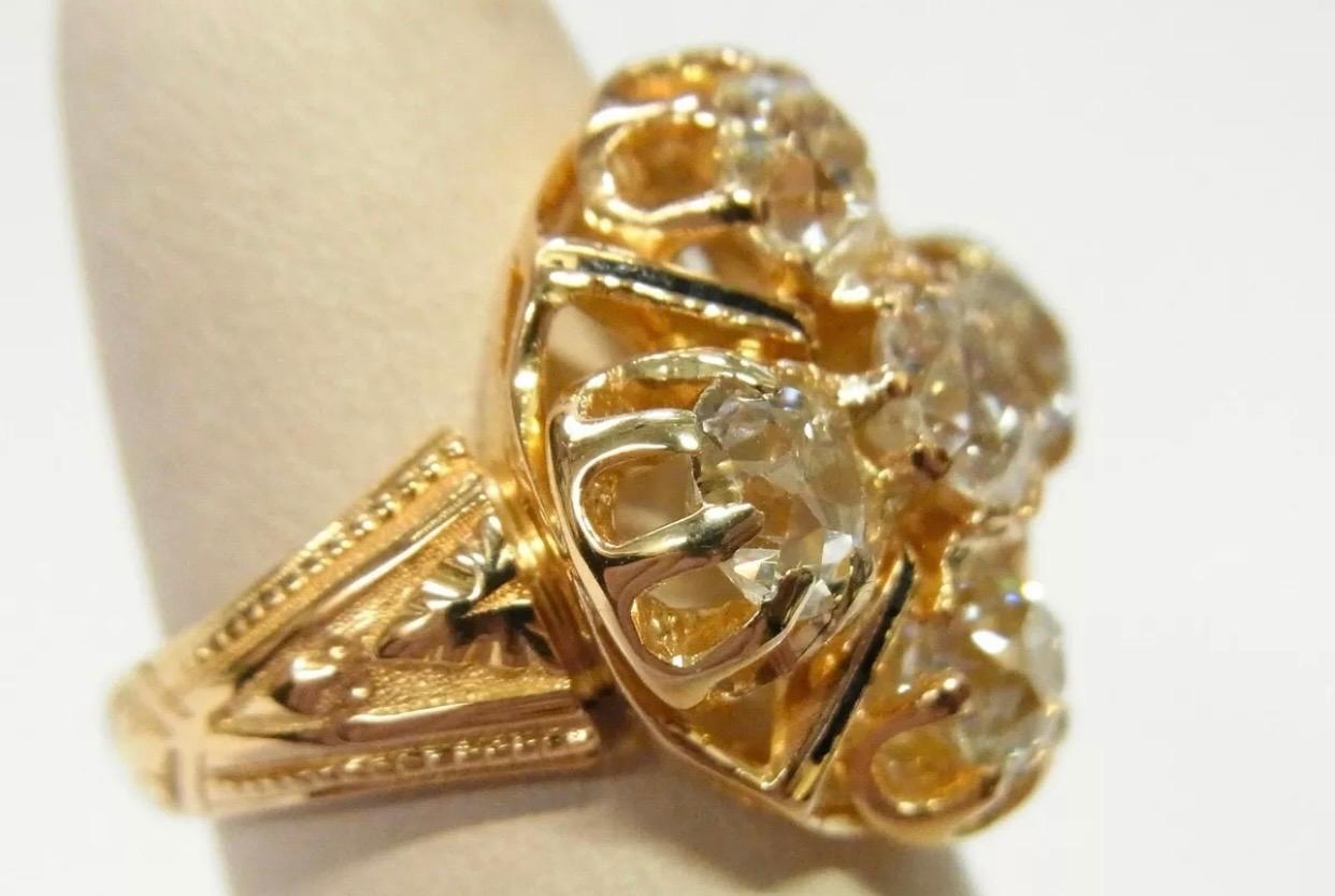 Antique 5 Stone 3 Carat Ultra Fine Old Mine Cut Diamonds 18k Gold Enamel Ring Unisexe en vente