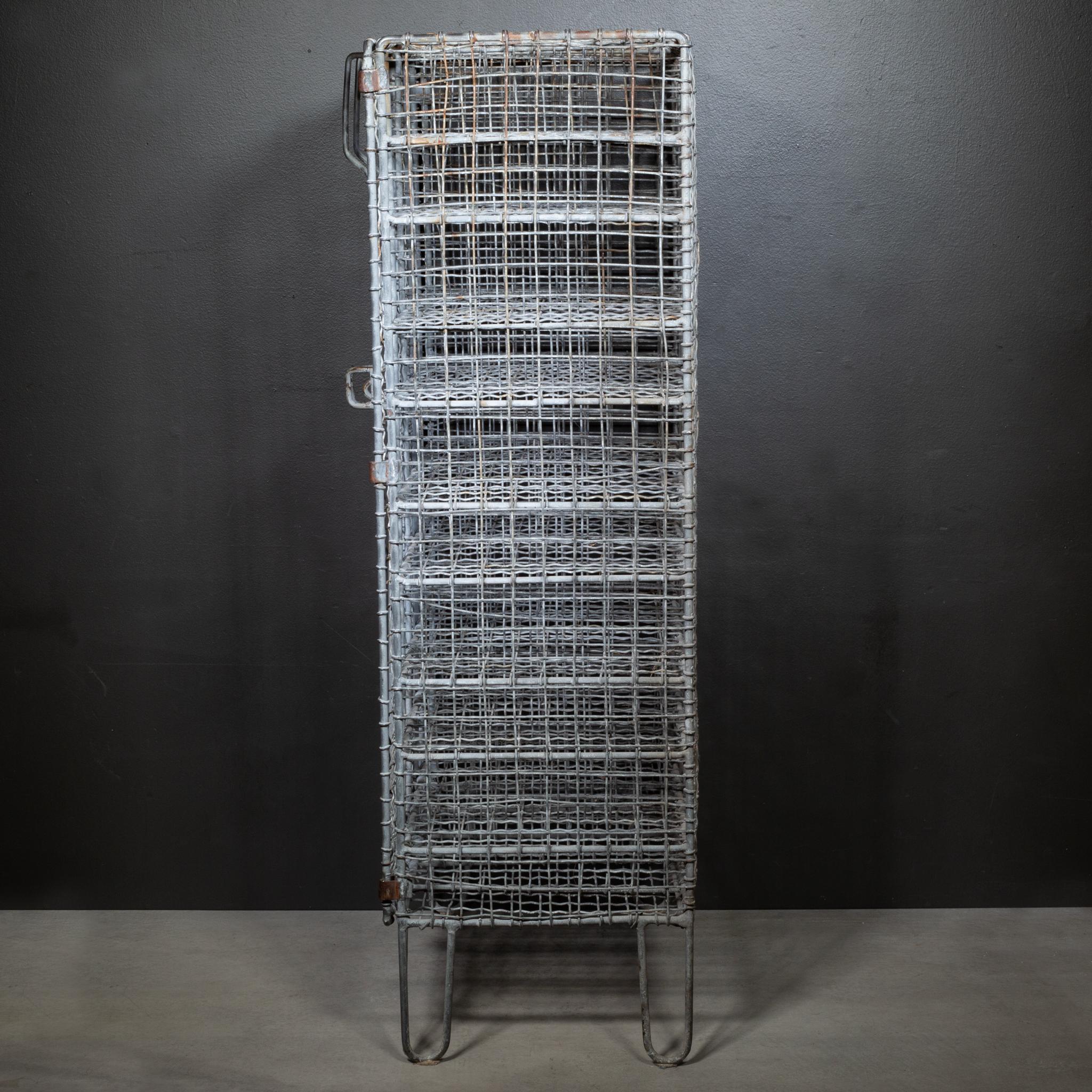 Antique French Weinkäfig c.1930-1940 (20. Jahrhundert) im Angebot