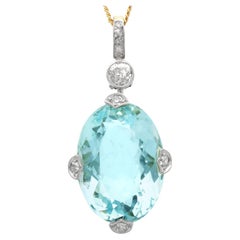 Antique 5.17 Carat Aquamarine 0.36 Carat Diamond and 14k Yellow Gold Pendant