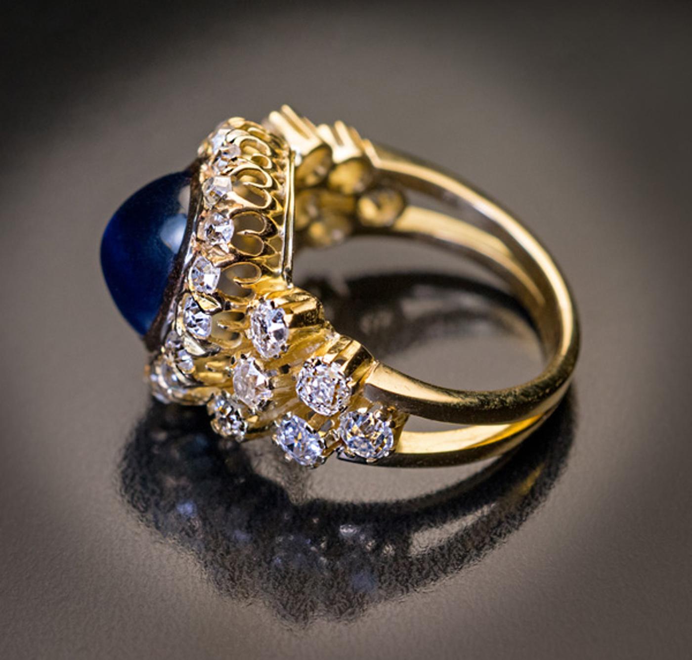 Victorian Antique 5.37 Carat Cabochon Sapphire 2.60 Carat Diamond Gold Cluster Ring