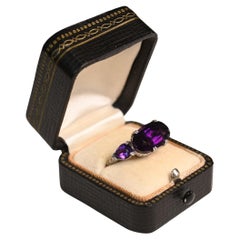 Amatista Antigua Talla Oval  (Aprox. 5,30 quilates) Anillo, Platino