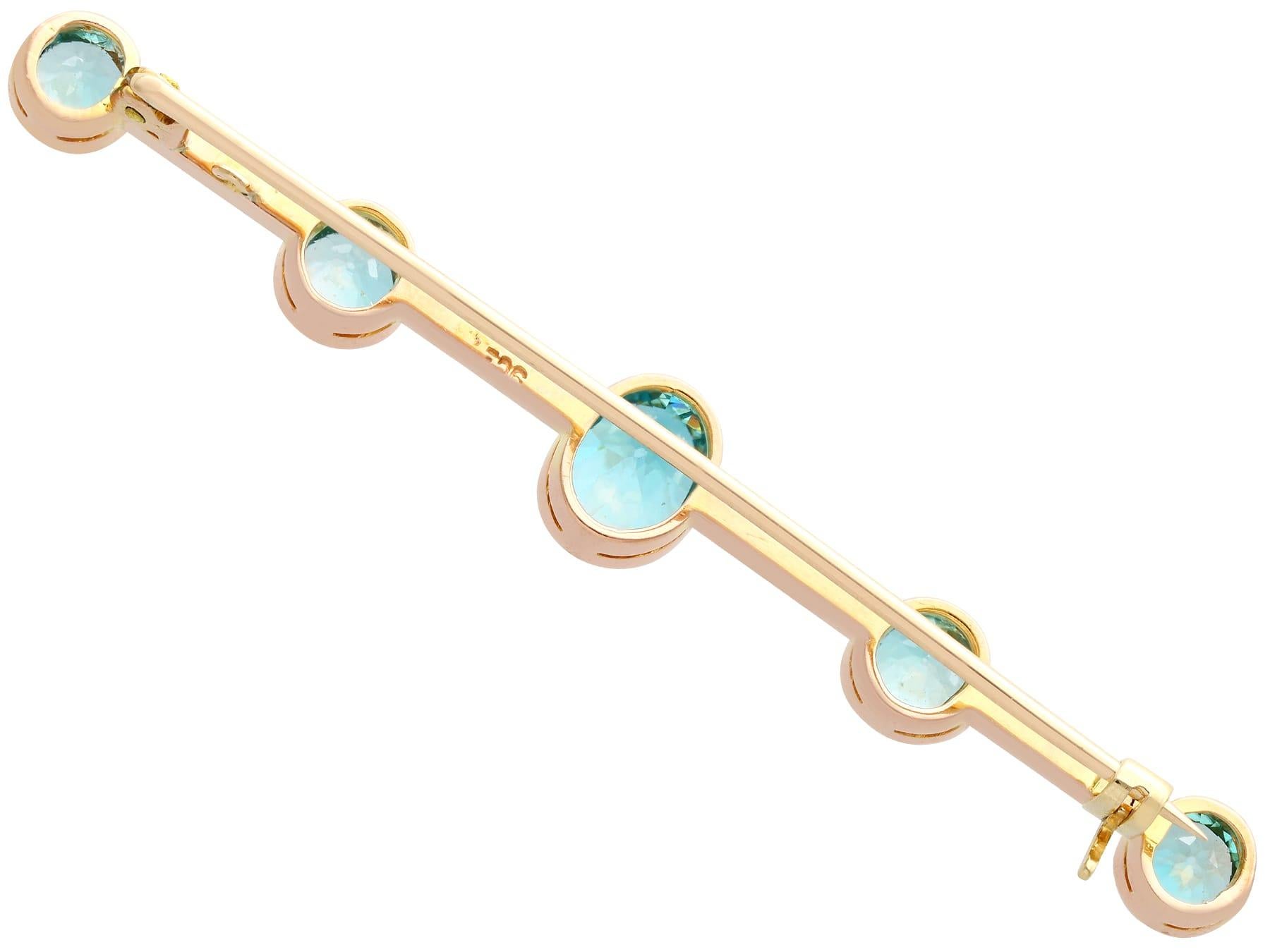 Antique 5.46 Carat Oval Cut High Zircon and Yellow Gold Bar Brooch, Circa 1900 For Sale 1