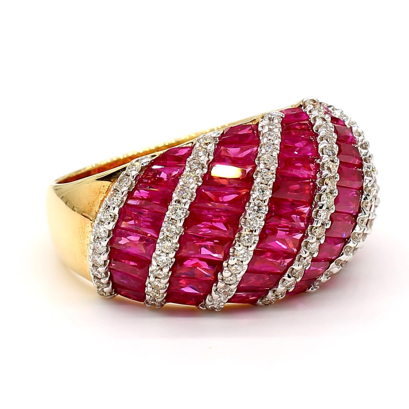 Bague ancienne en or 18K de 5,63 carats de rubis et de diamants en vente 5