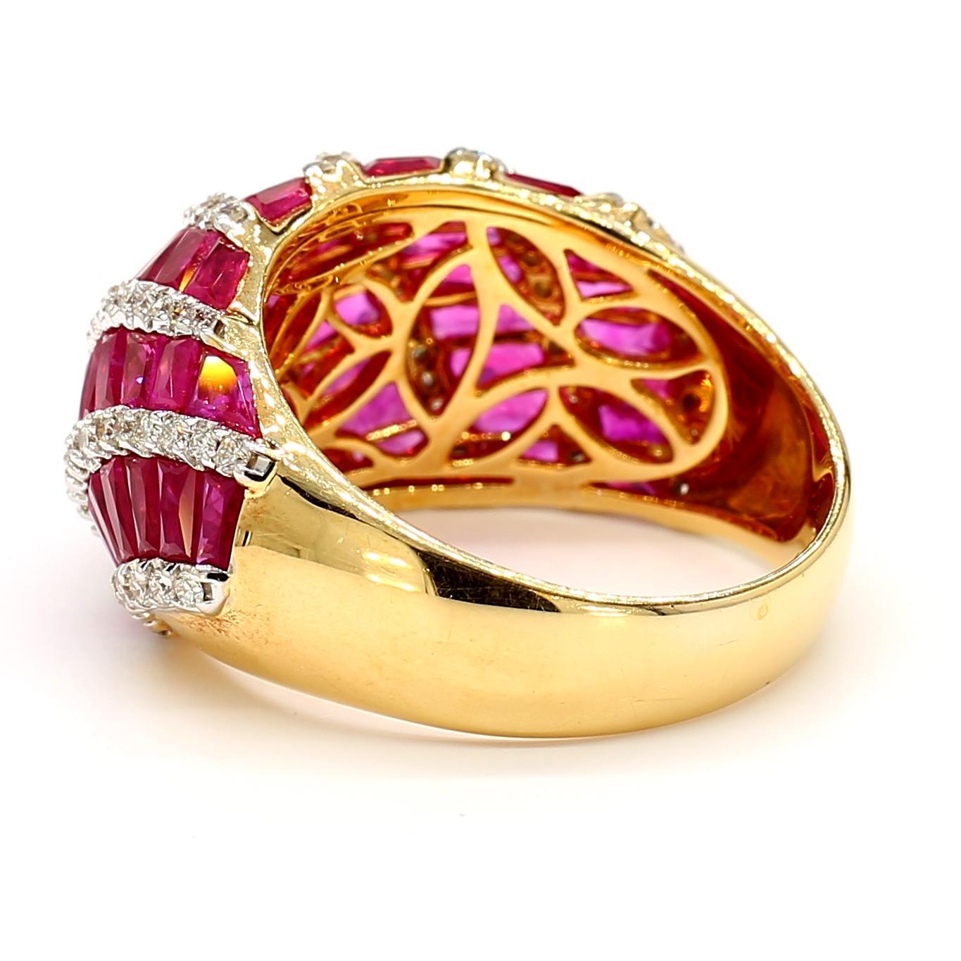 Bague ancienne en or 18K de 5,63 carats de rubis et de diamants en vente 1
