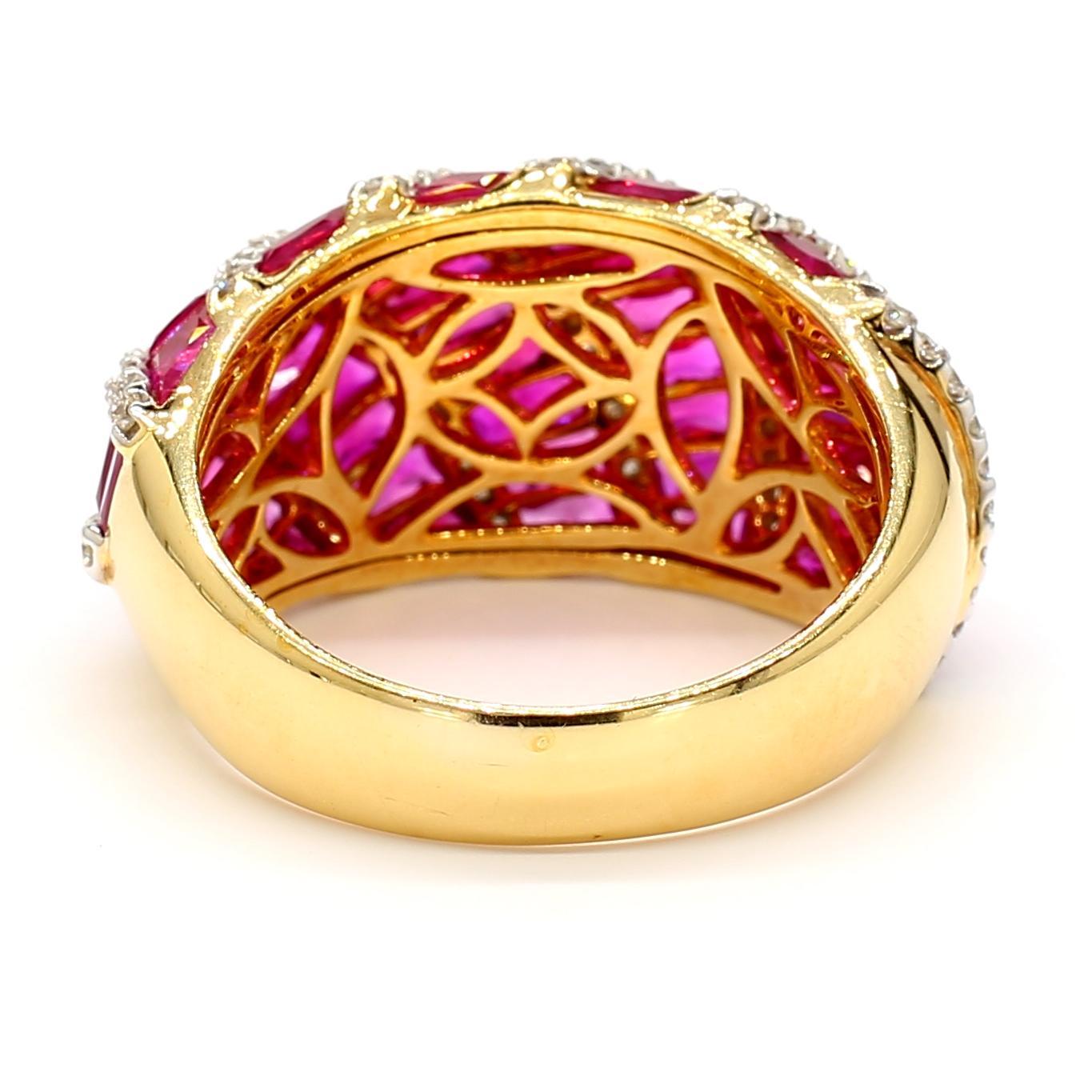 Bague ancienne en or 18K de 5,63 carats de rubis et de diamants en vente 2
