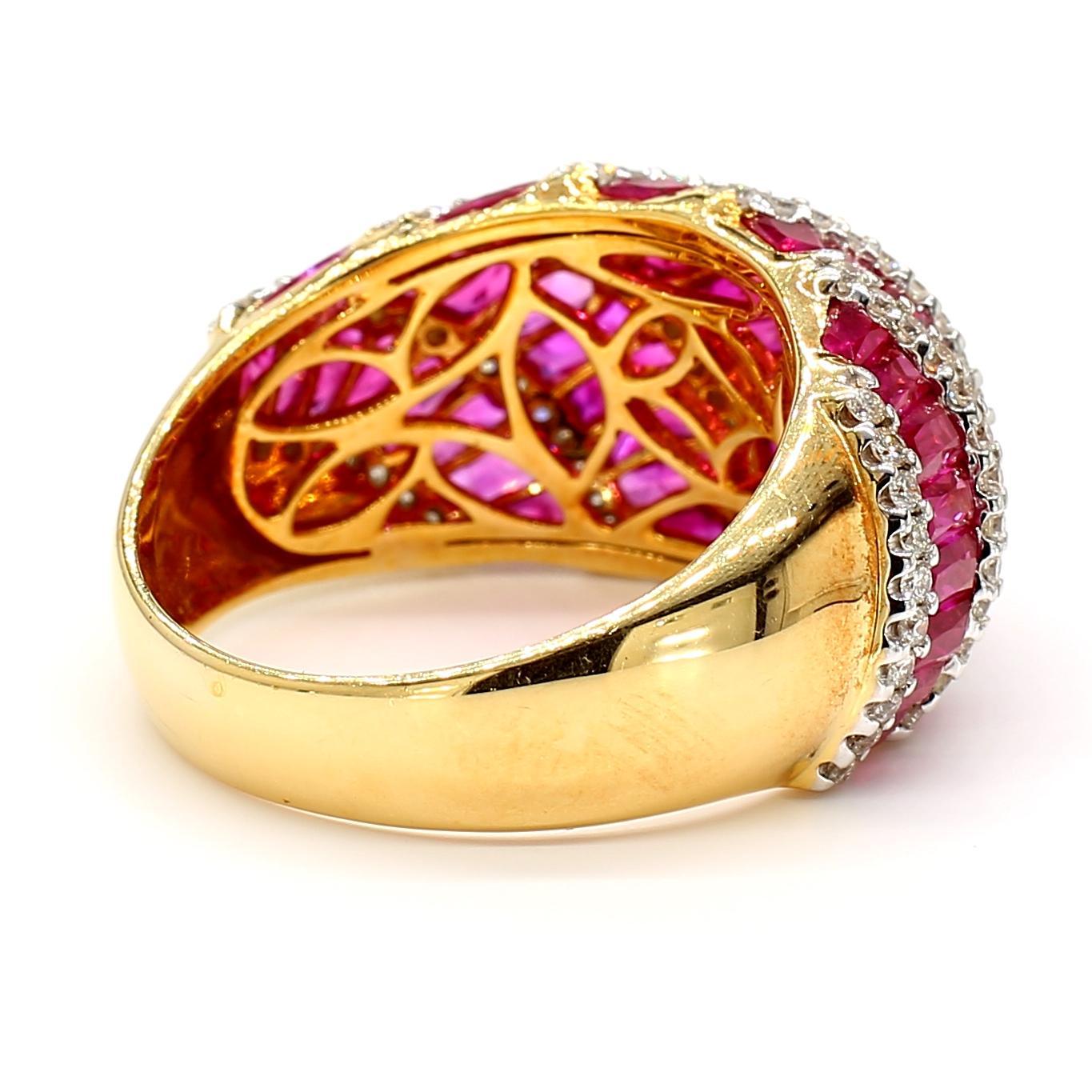 Bague ancienne en or 18K de 5,63 carats de rubis et de diamants en vente 3