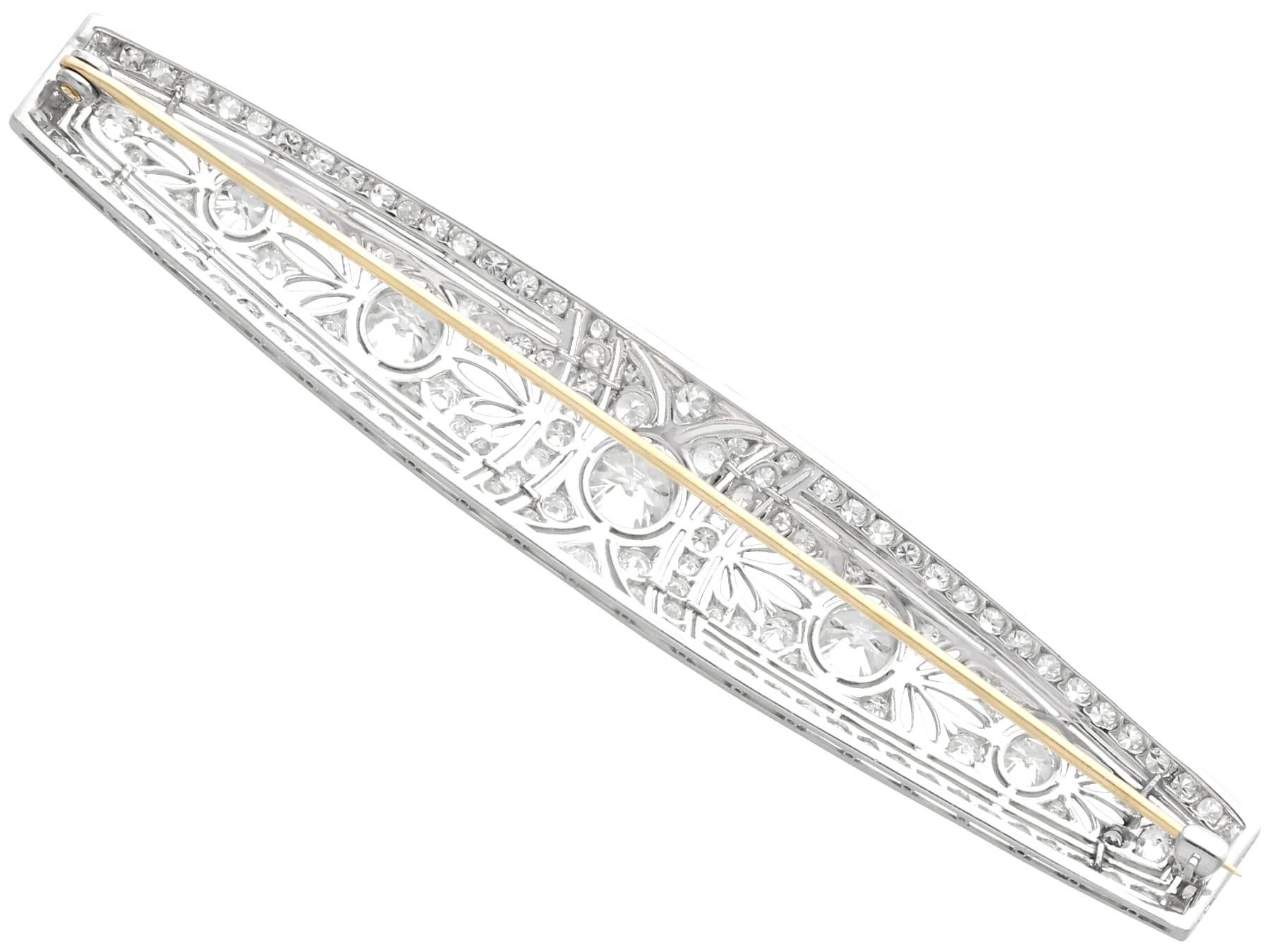 Women's or Men's 1920s 5.73Ct Diamond and Platinum Bar Brooch Art Deco For Sale