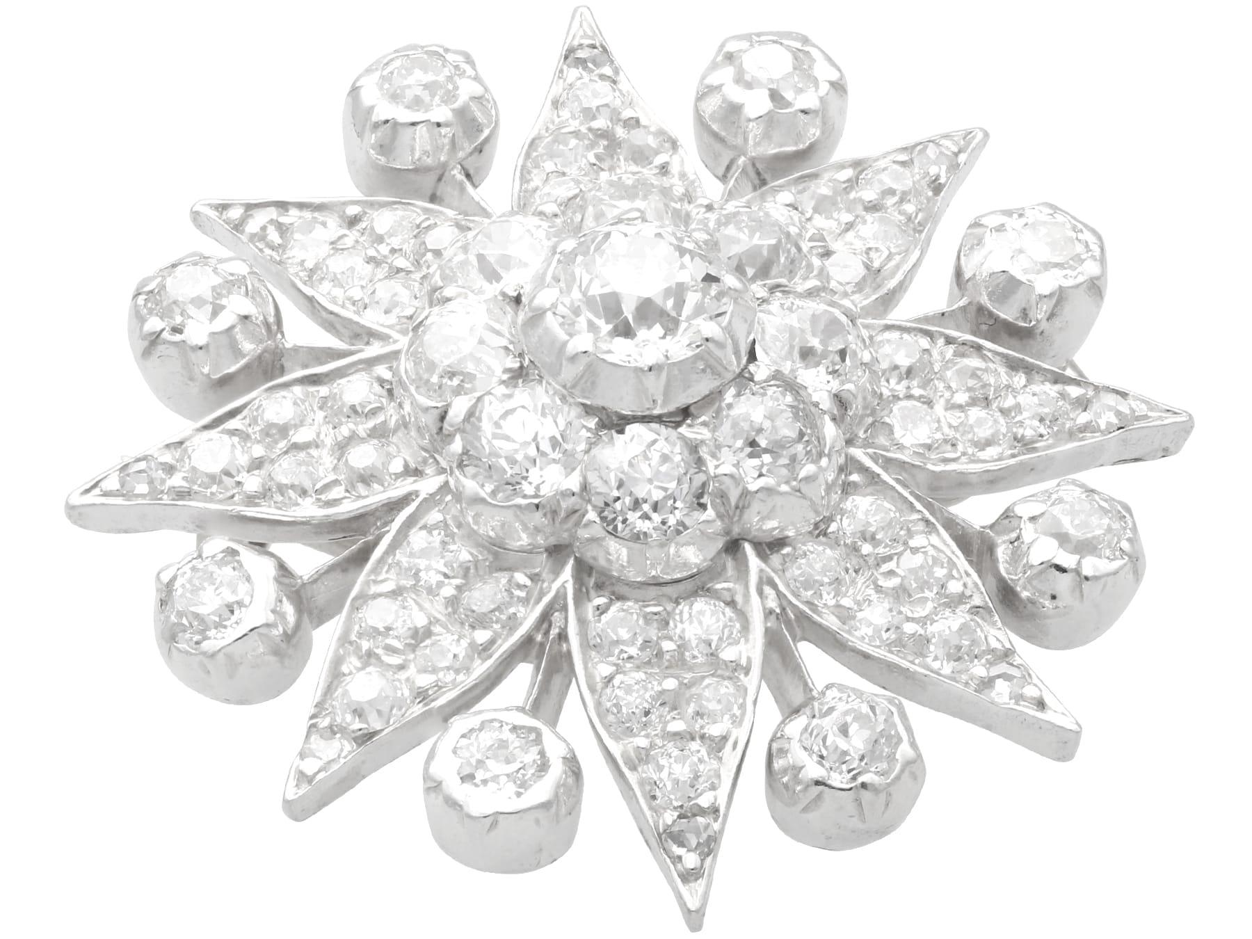 Femenino o masculino Antiguo Broche Estrella de Plata y Diamantes de 5,88 Quilates Circa 1910 en venta