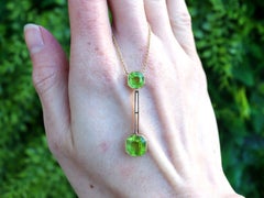 Antique 5.97 Carat Peridot and Yellow Gold Pendant