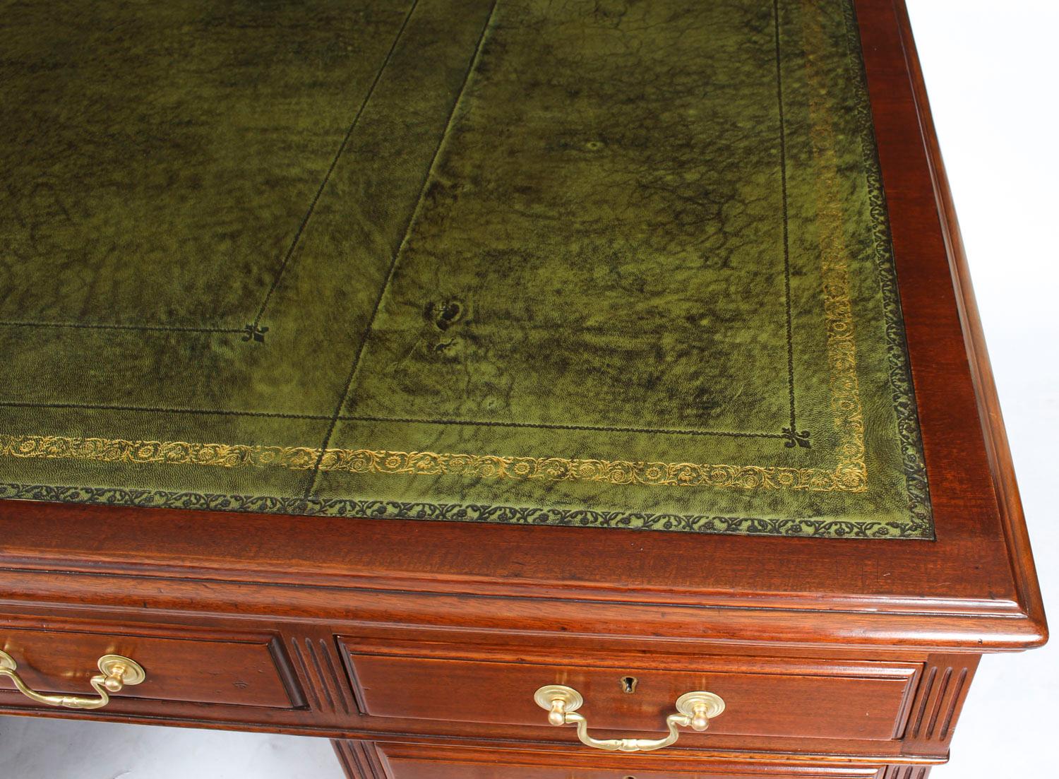 Antiker viktorianischer Partner-Schreibtisch aus Mahagoni, 19. Jahrhundert im Zustand „Gut“ im Angebot in London, GB