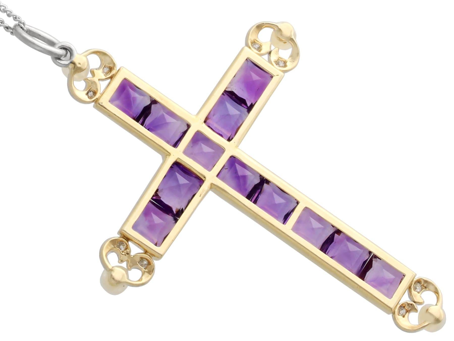 Antique 6 Carat Amethyst, Pearl and 18k Yellow Gold Cross Pendant Circa 1880 In Excellent Condition In Jesmond, Newcastle Upon Tyne