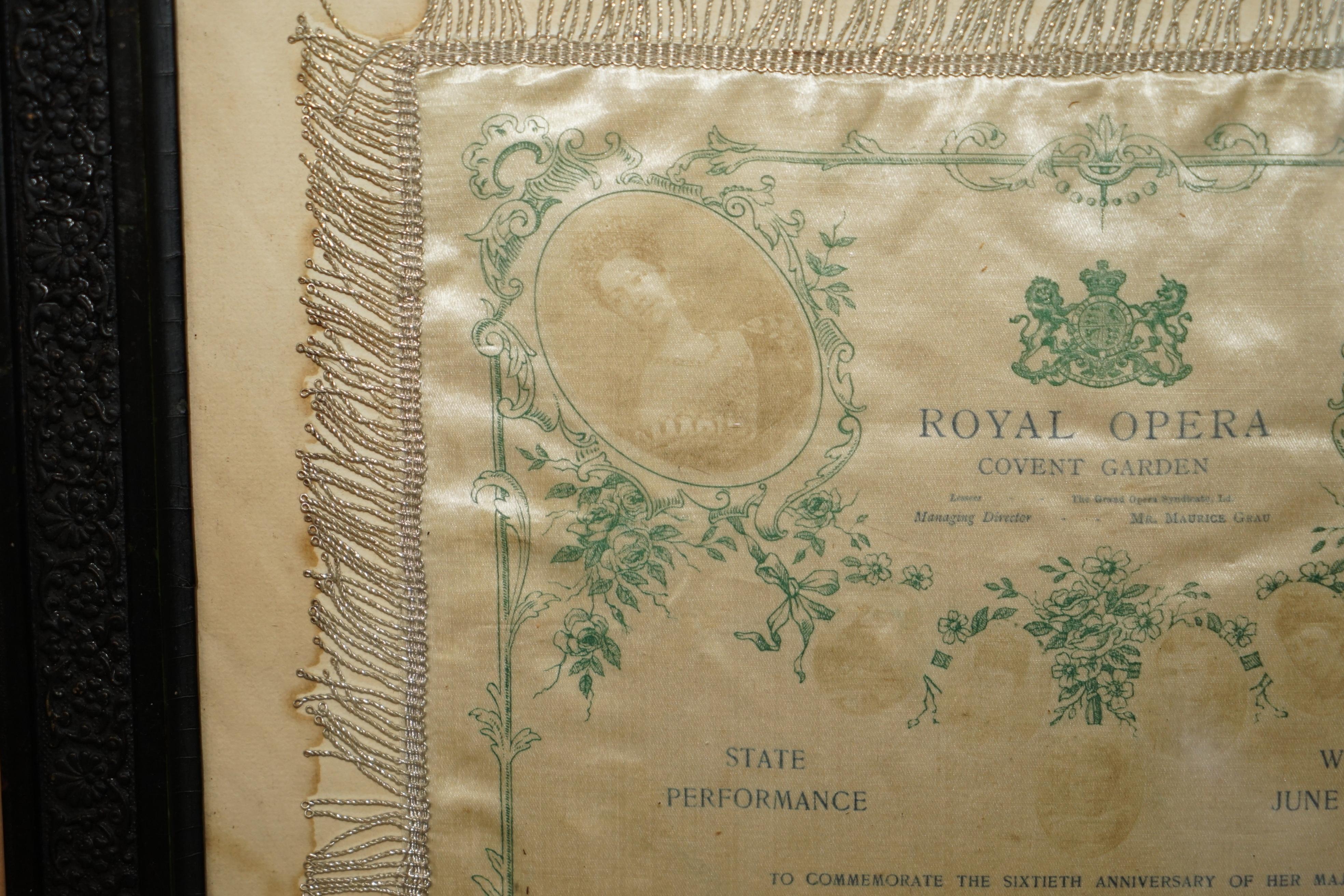 Anglais L'ANTiQUE 60{}E{} ANNIVERSARY OF QUEEN VICTORIA DIAMOND JUBILEE ROYAL OPERA PROGRAMME en vente