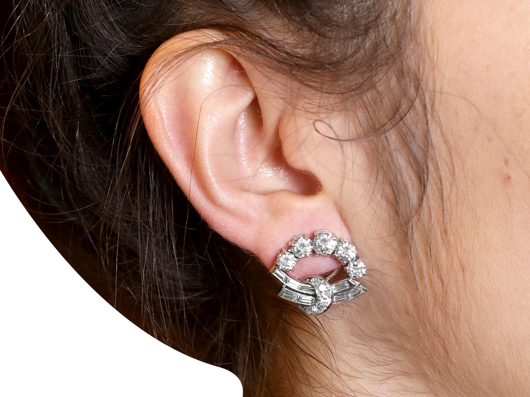 Boucles d'oreilles anciennes en platine et diamants 6,18 carats, c. 1935 en vente 2